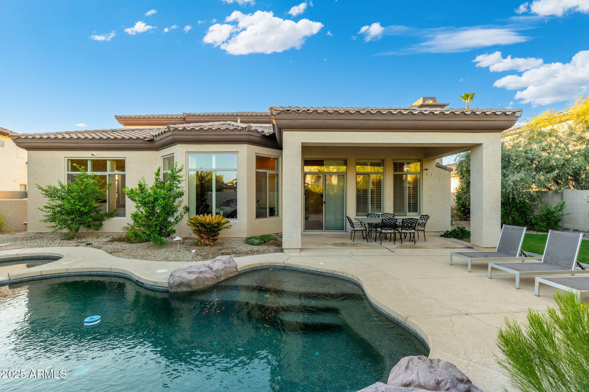 795 W VERBENA Lane