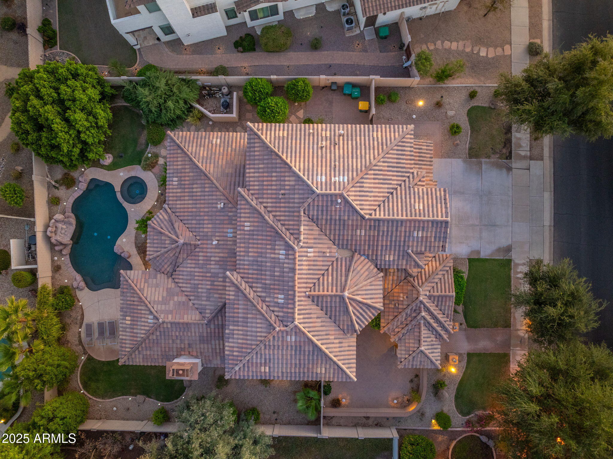 795 W VERBENA Lane