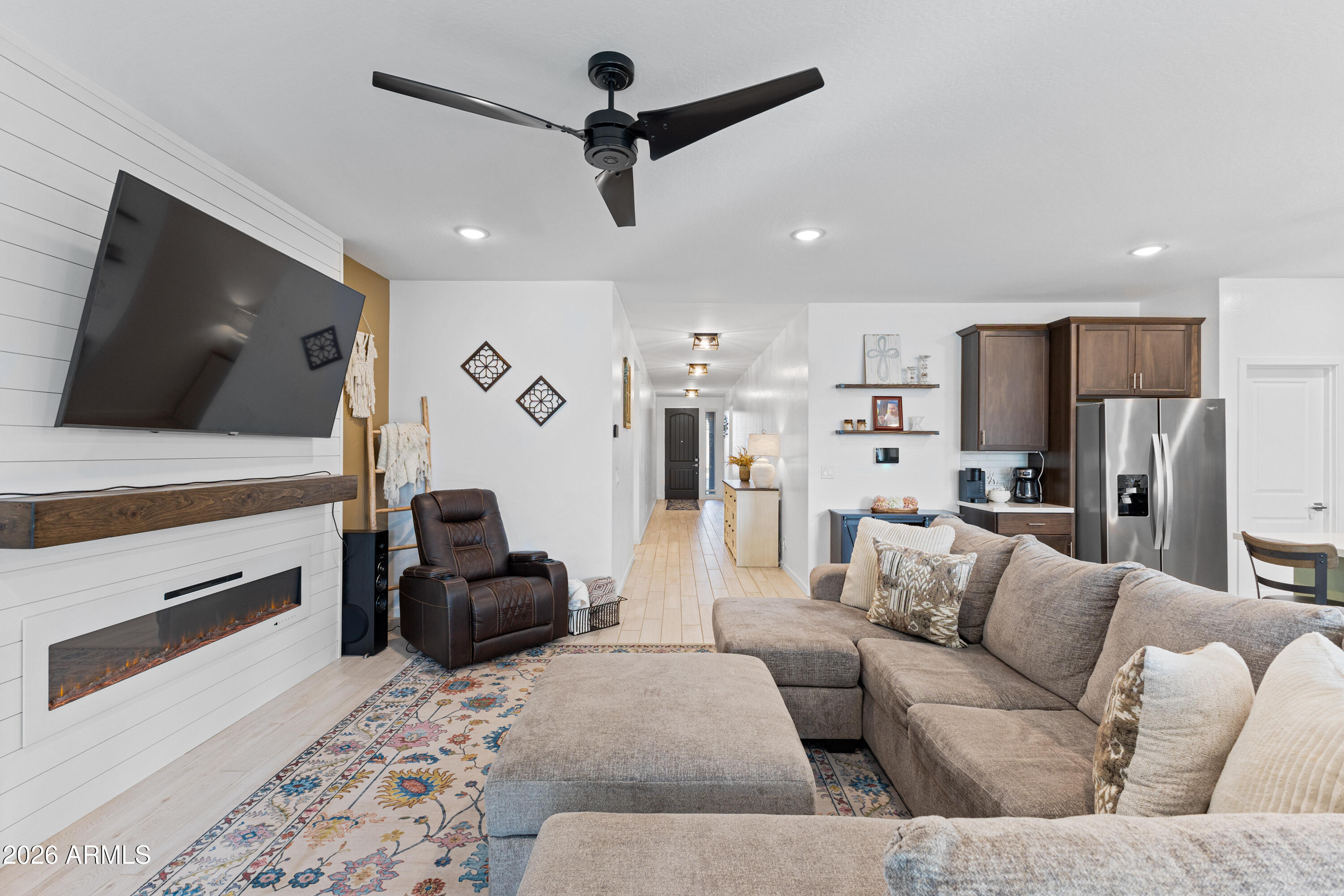 219 S SAN BERNARDO Lane