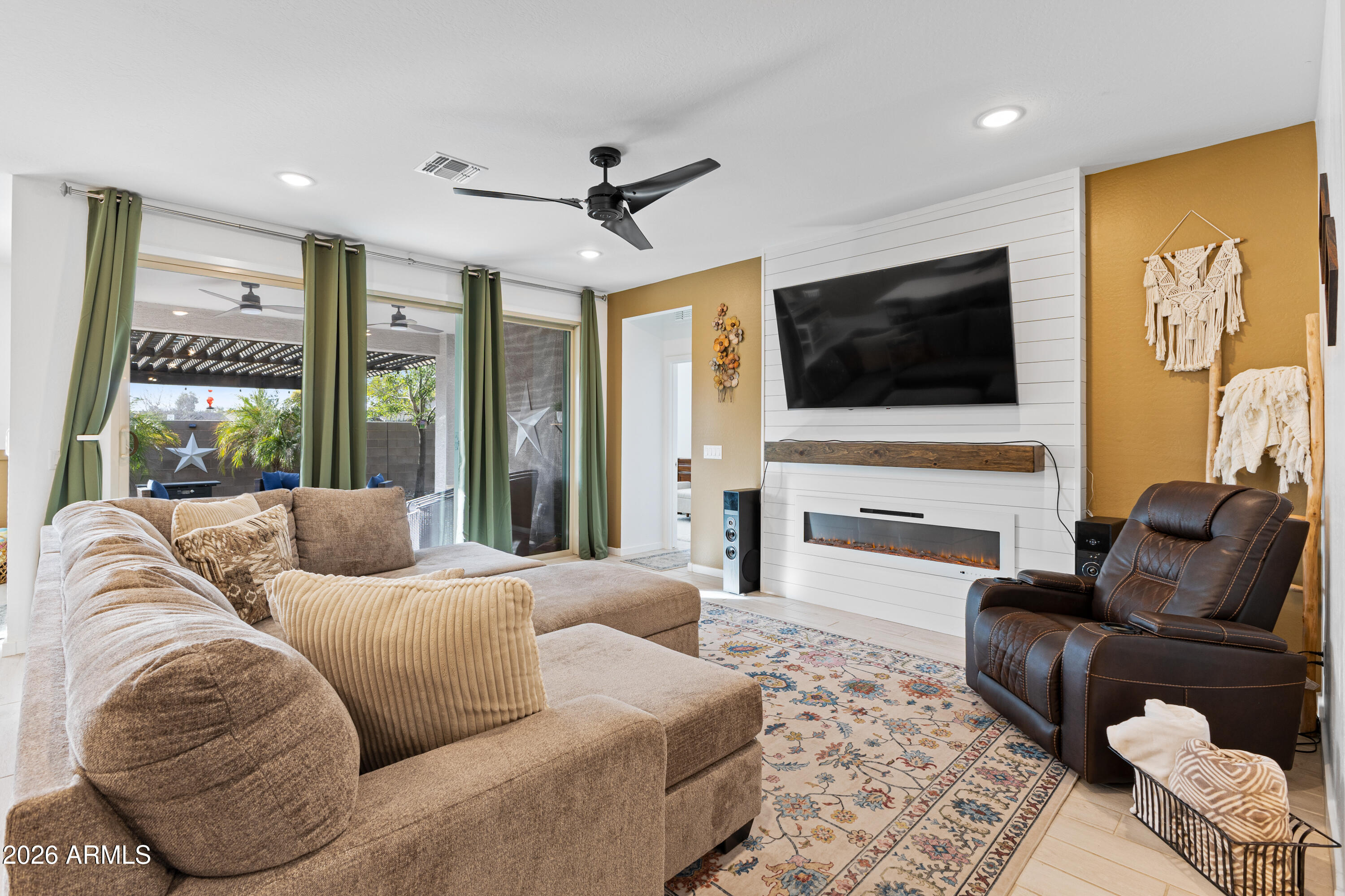 219 S SAN BERNARDO Lane