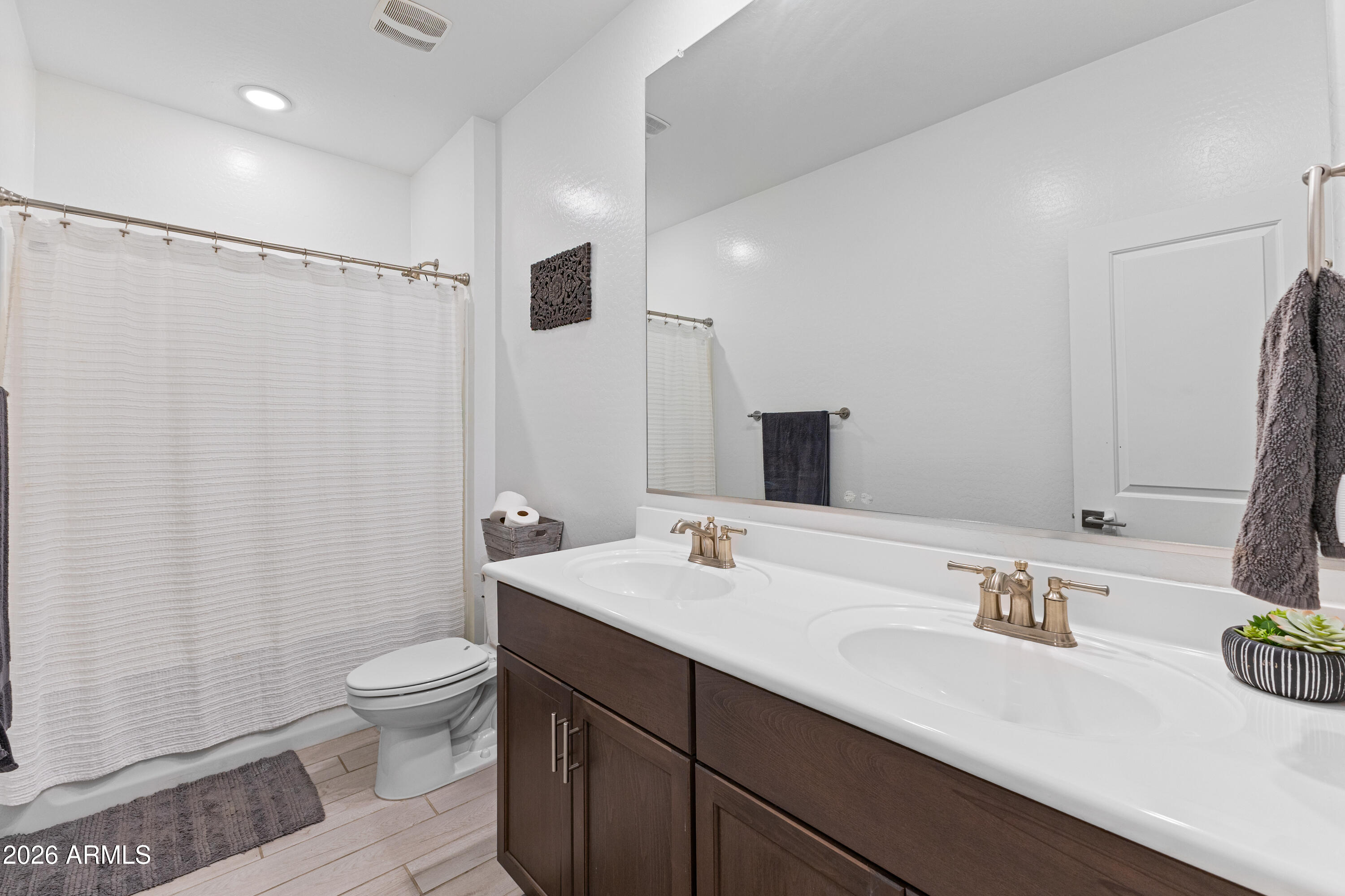 219 S SAN BERNARDO Lane