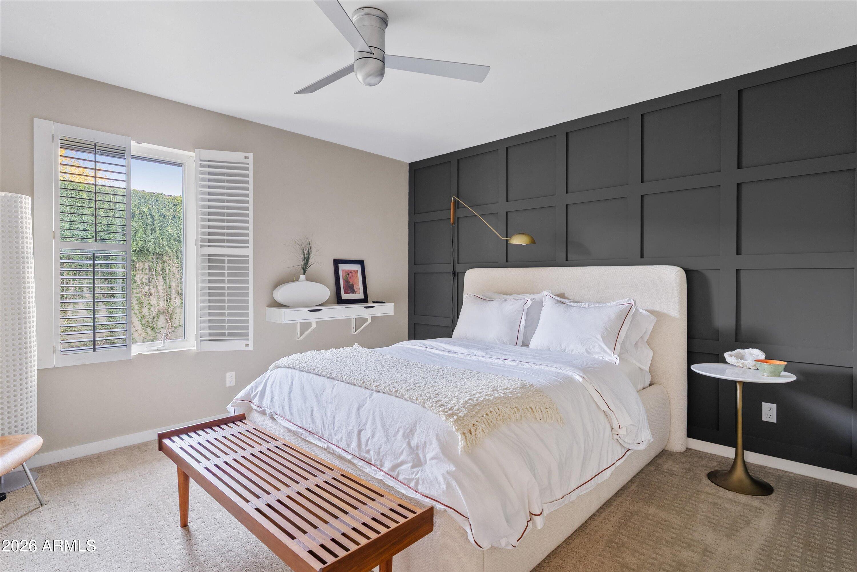 2933 E PIERSON Street