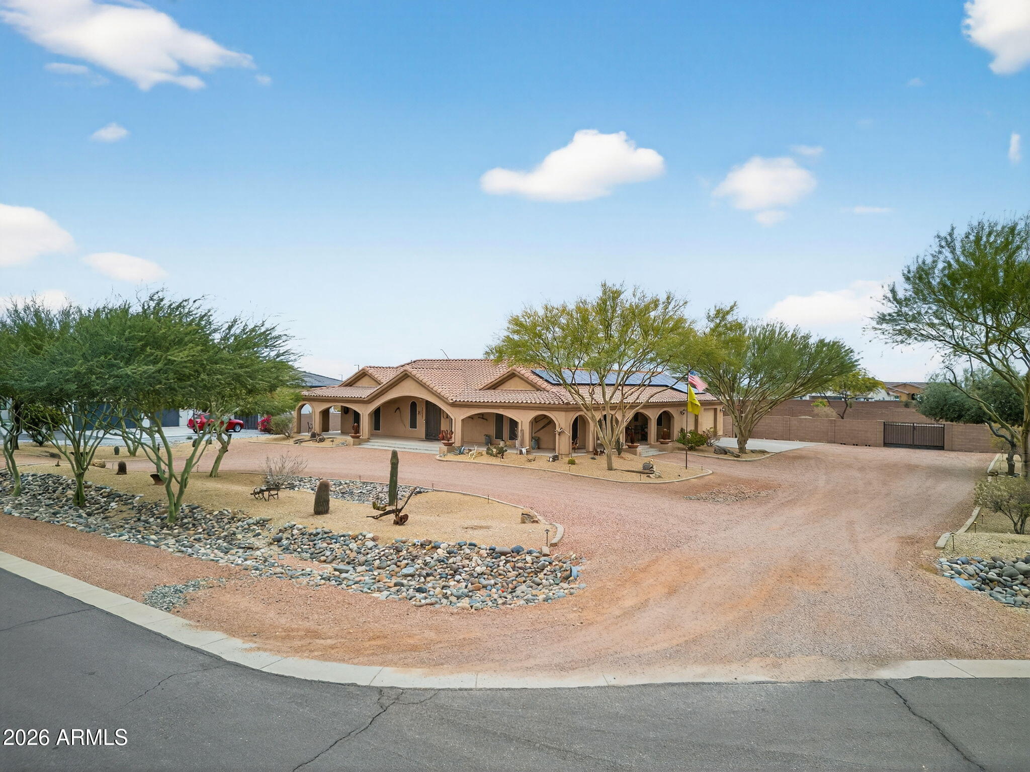 20007 W Mitchell Drive