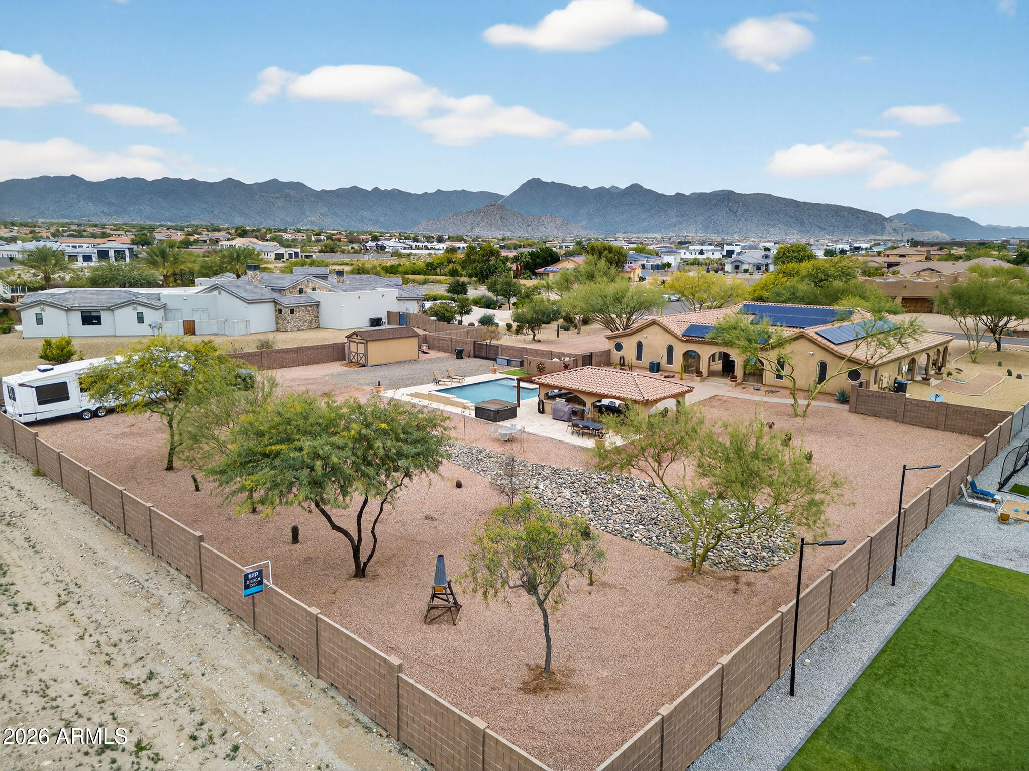 20007 W Mitchell Drive