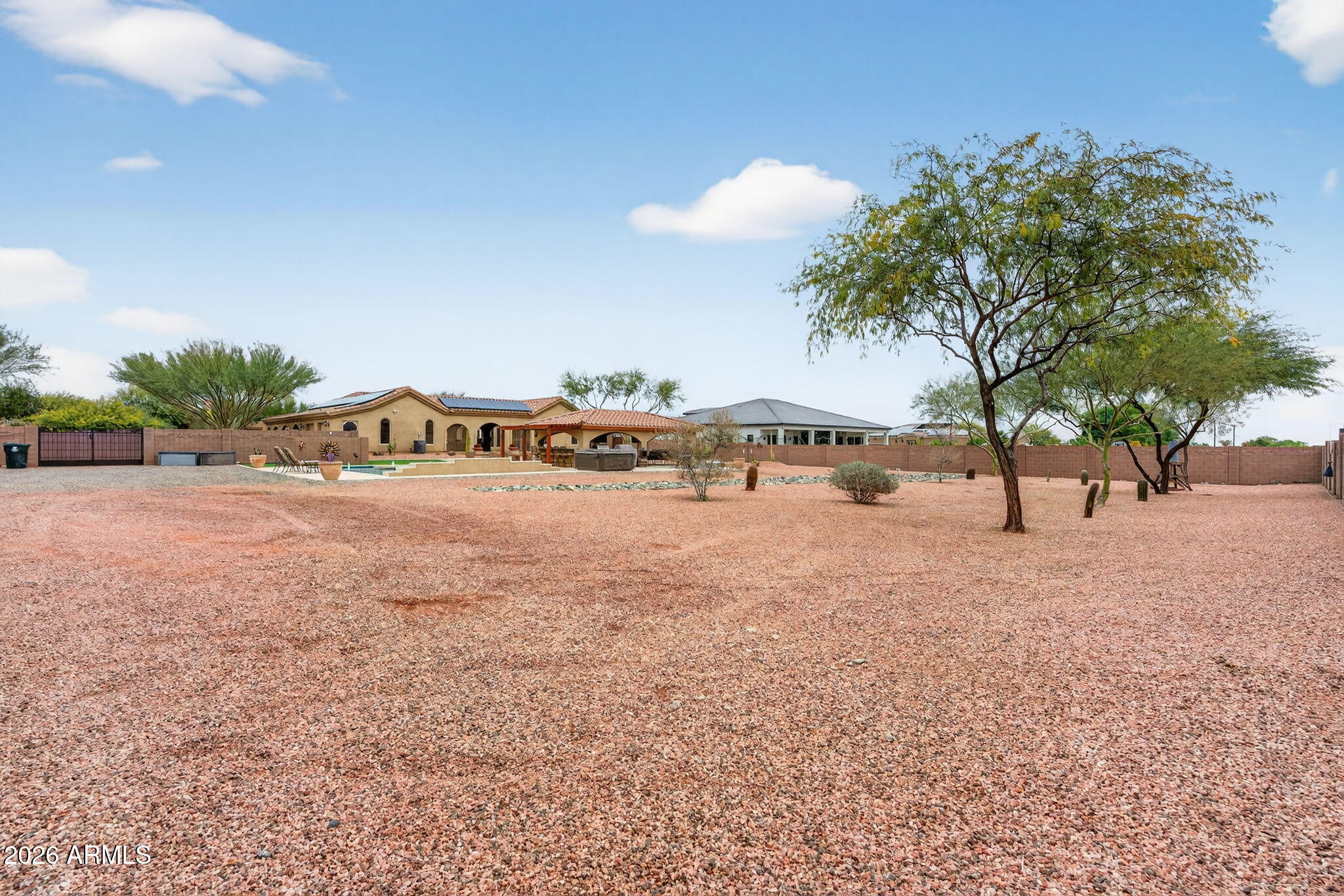 20007 W Mitchell Drive