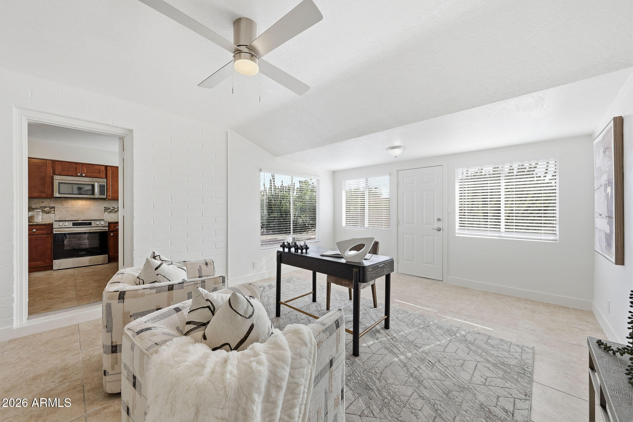 10037 W CUMBERLAND Drive