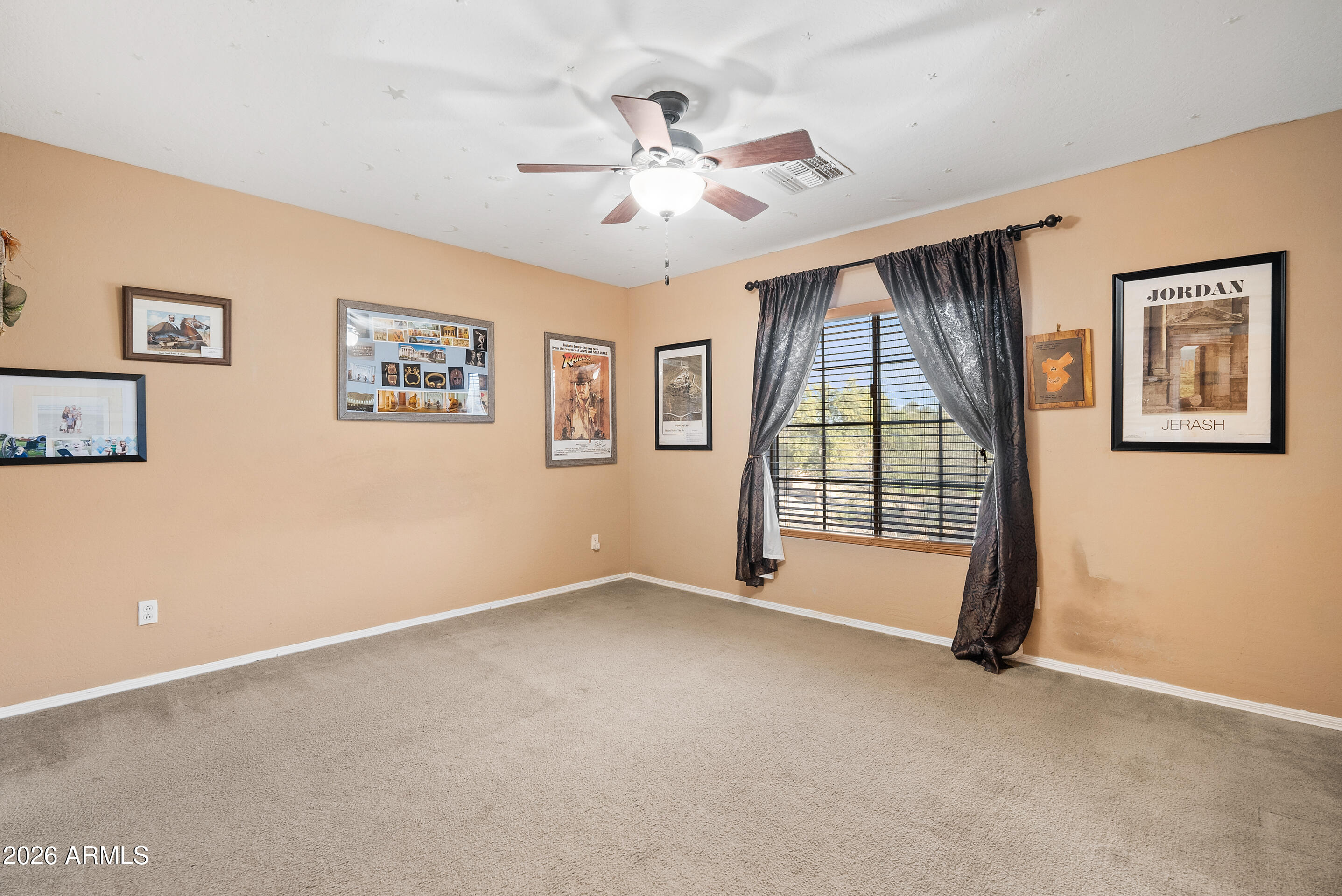 28162 N GRANITE Avenue