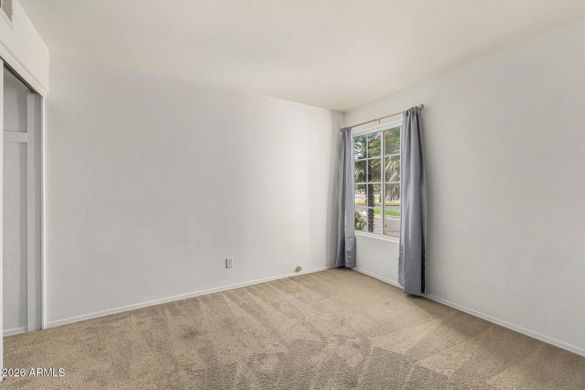 255 S KYRENE Road 136