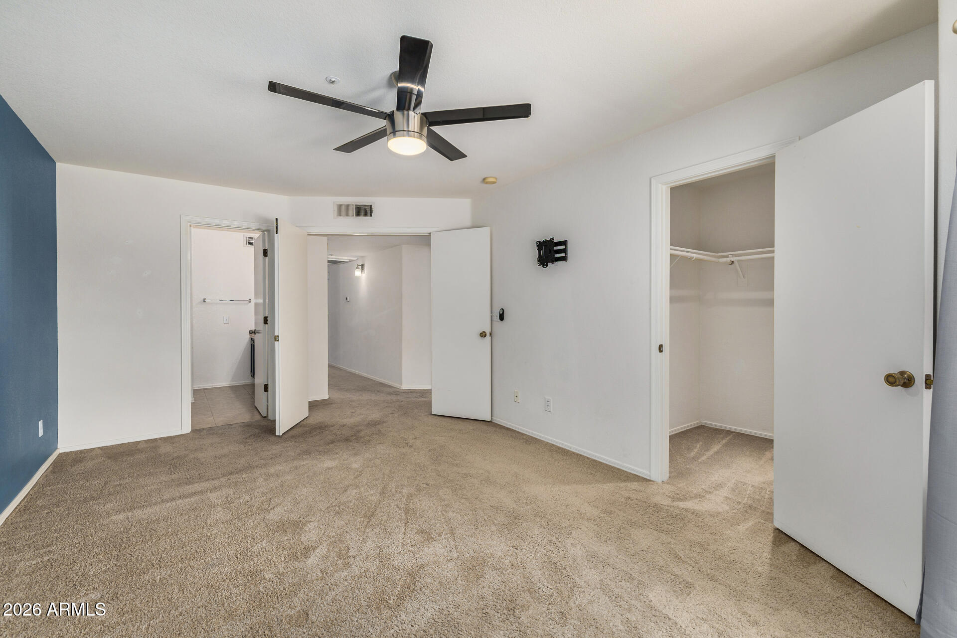 255 S KYRENE Road 136