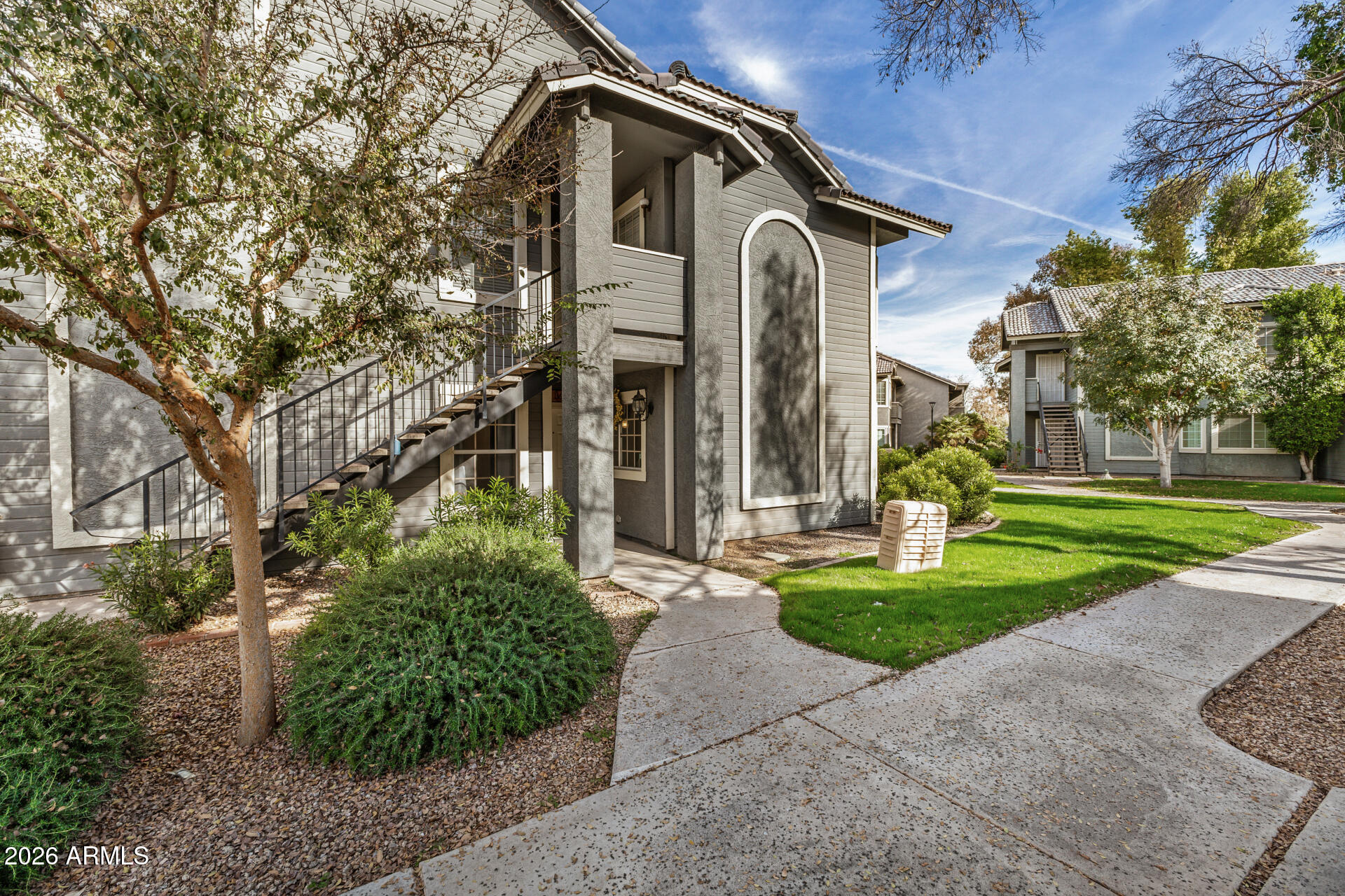 255 S KYRENE Road 136