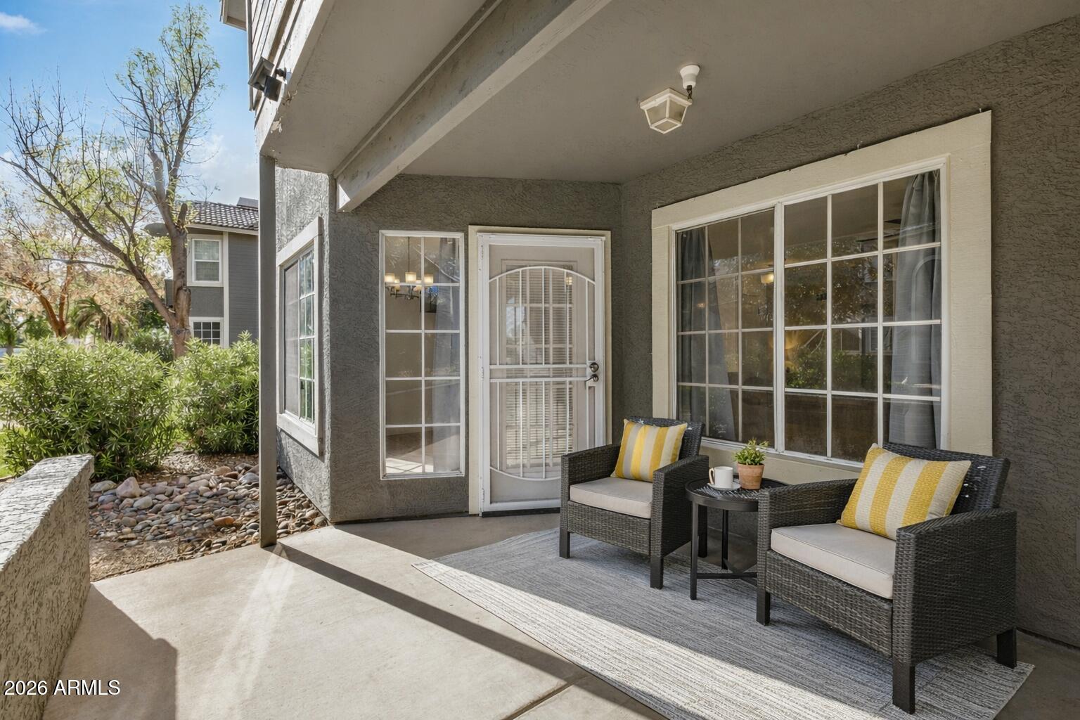 255 S KYRENE Road 136