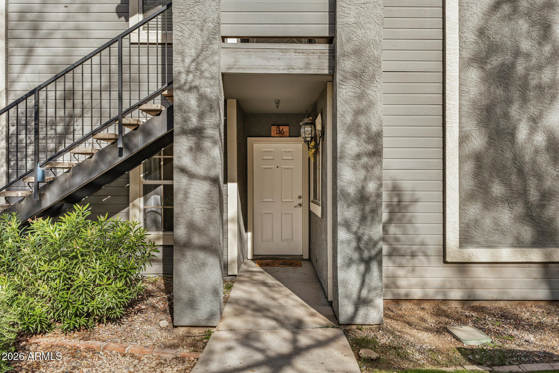 255 S KYRENE Road 136