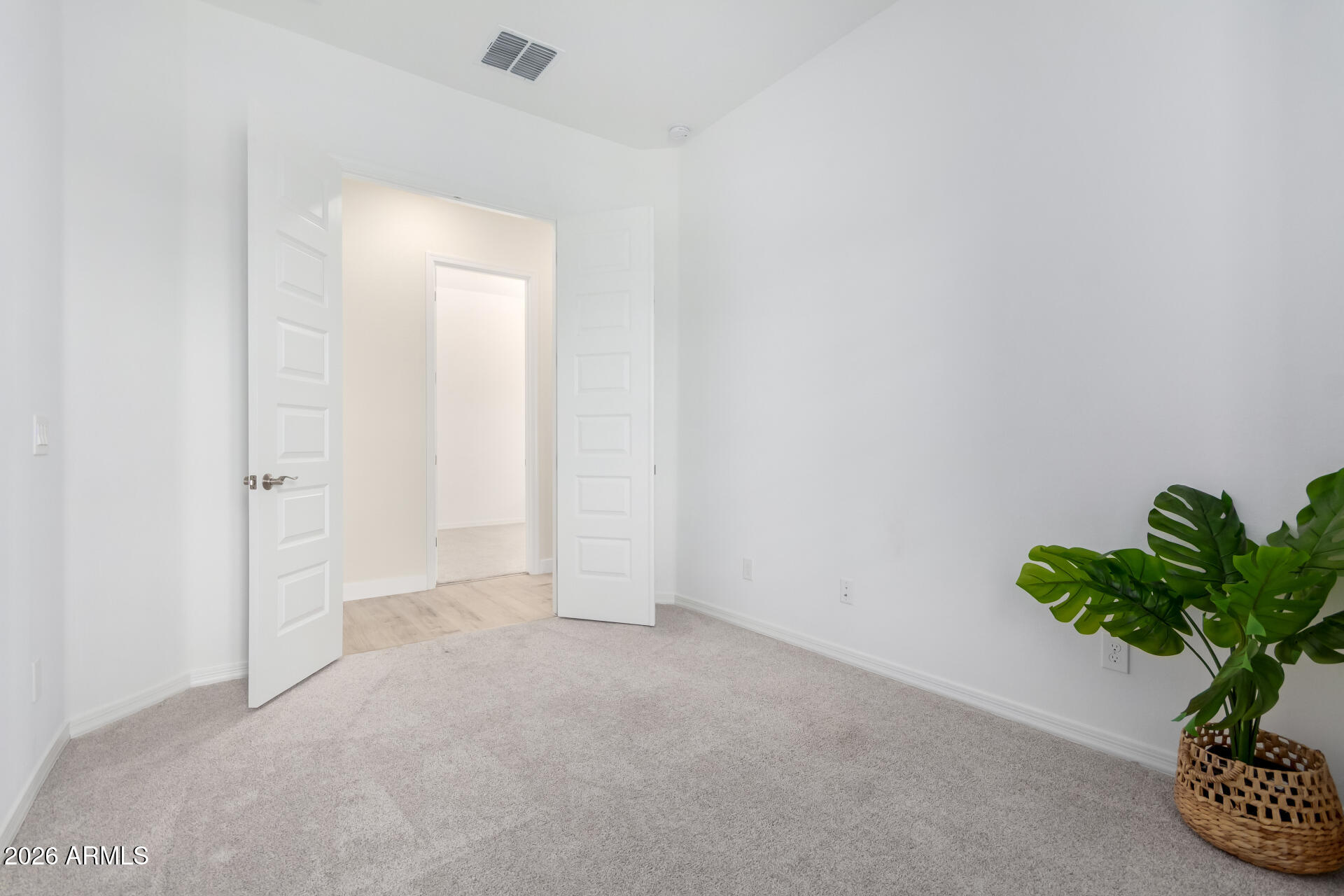 18453 W ELWOOD Street