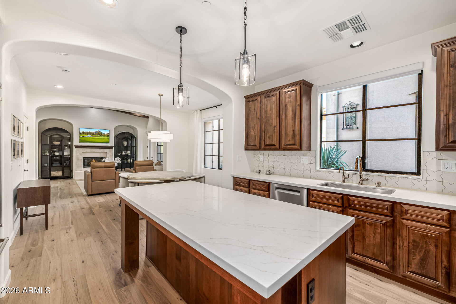 18650 N THOMPSON PEAK Parkway 1027