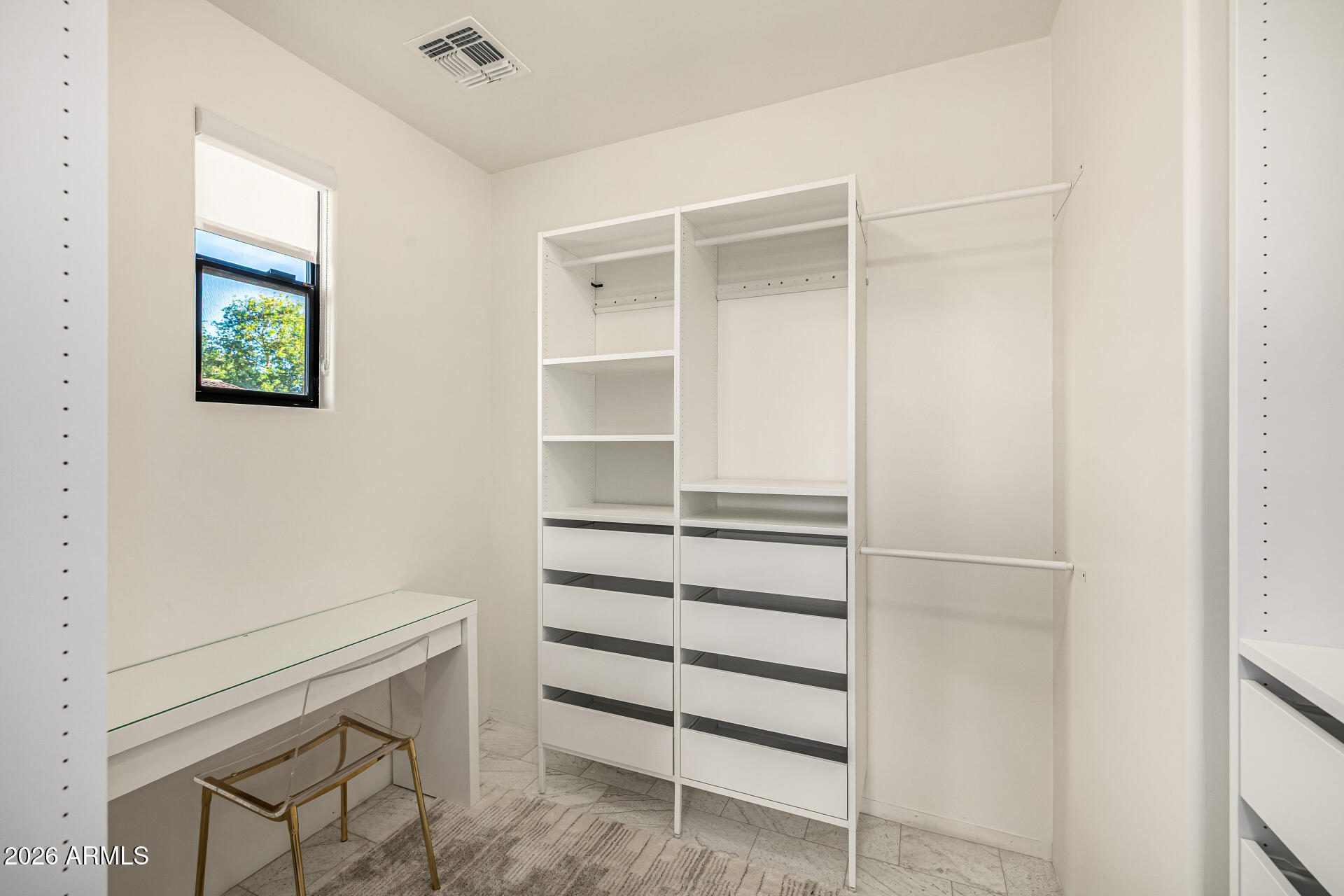 18650 N THOMPSON PEAK Parkway 1027