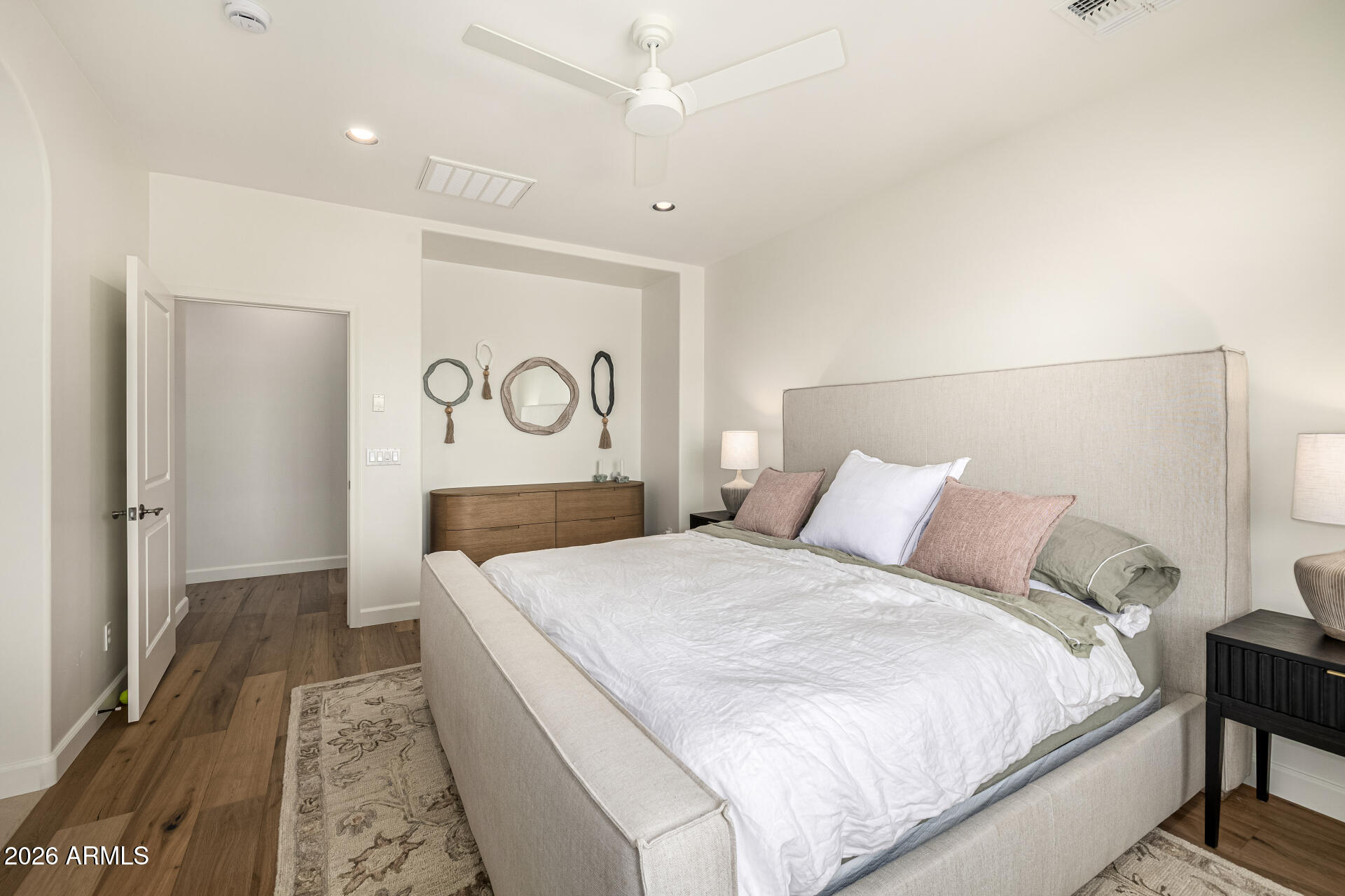 18650 N THOMPSON PEAK Parkway 1027