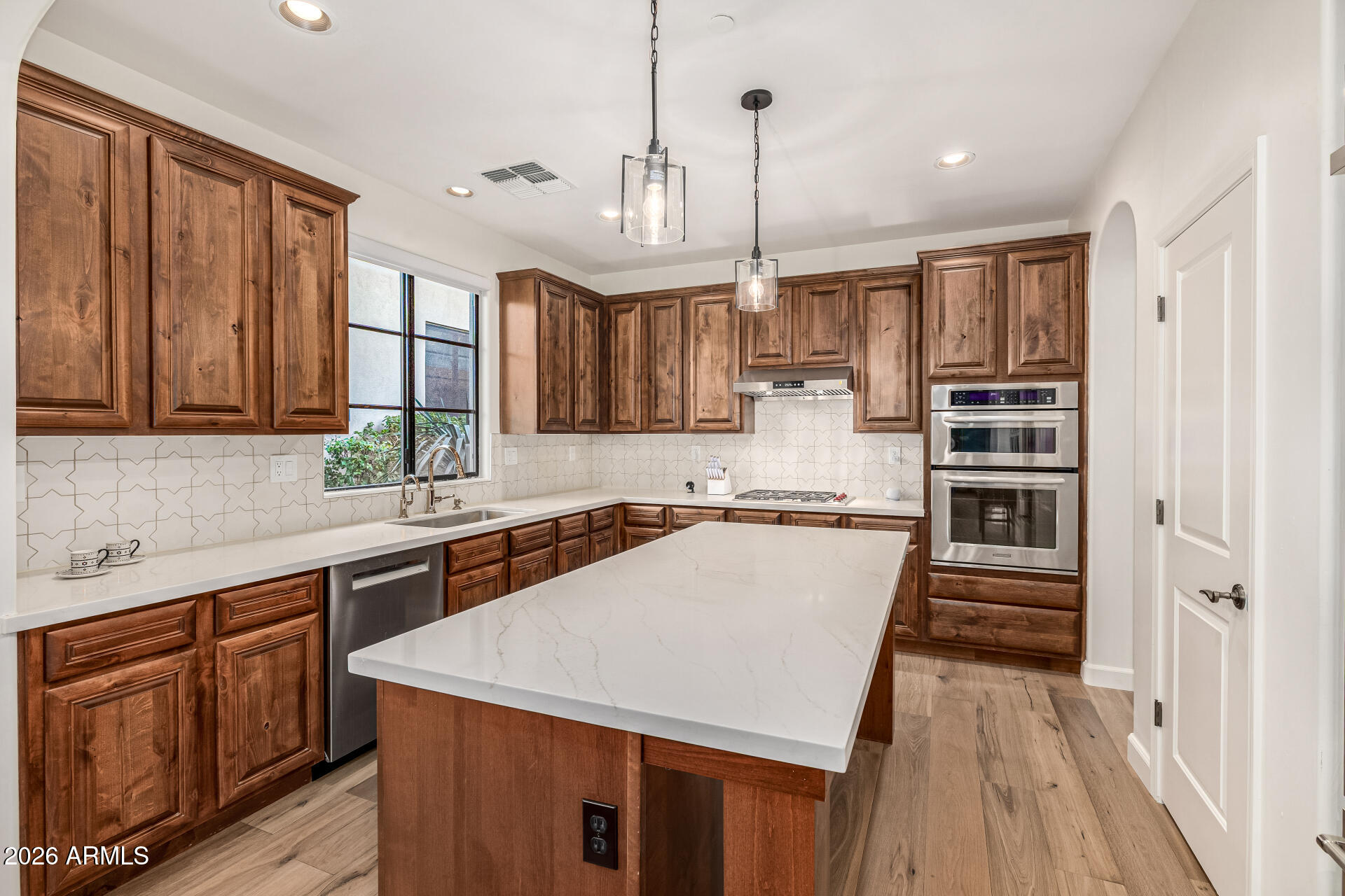 18650 N THOMPSON PEAK Parkway 1027