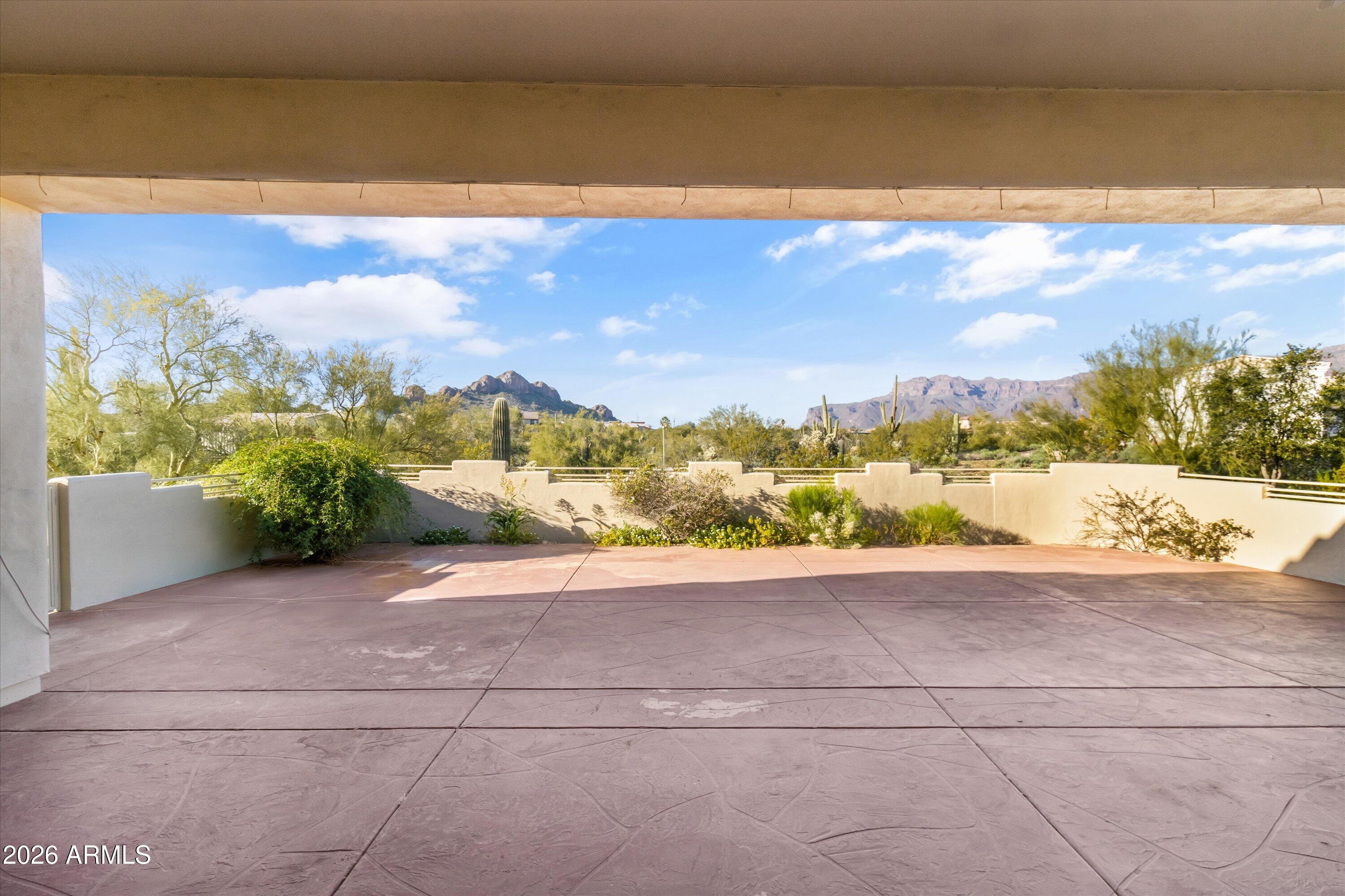 10600 E CORDOVA Street