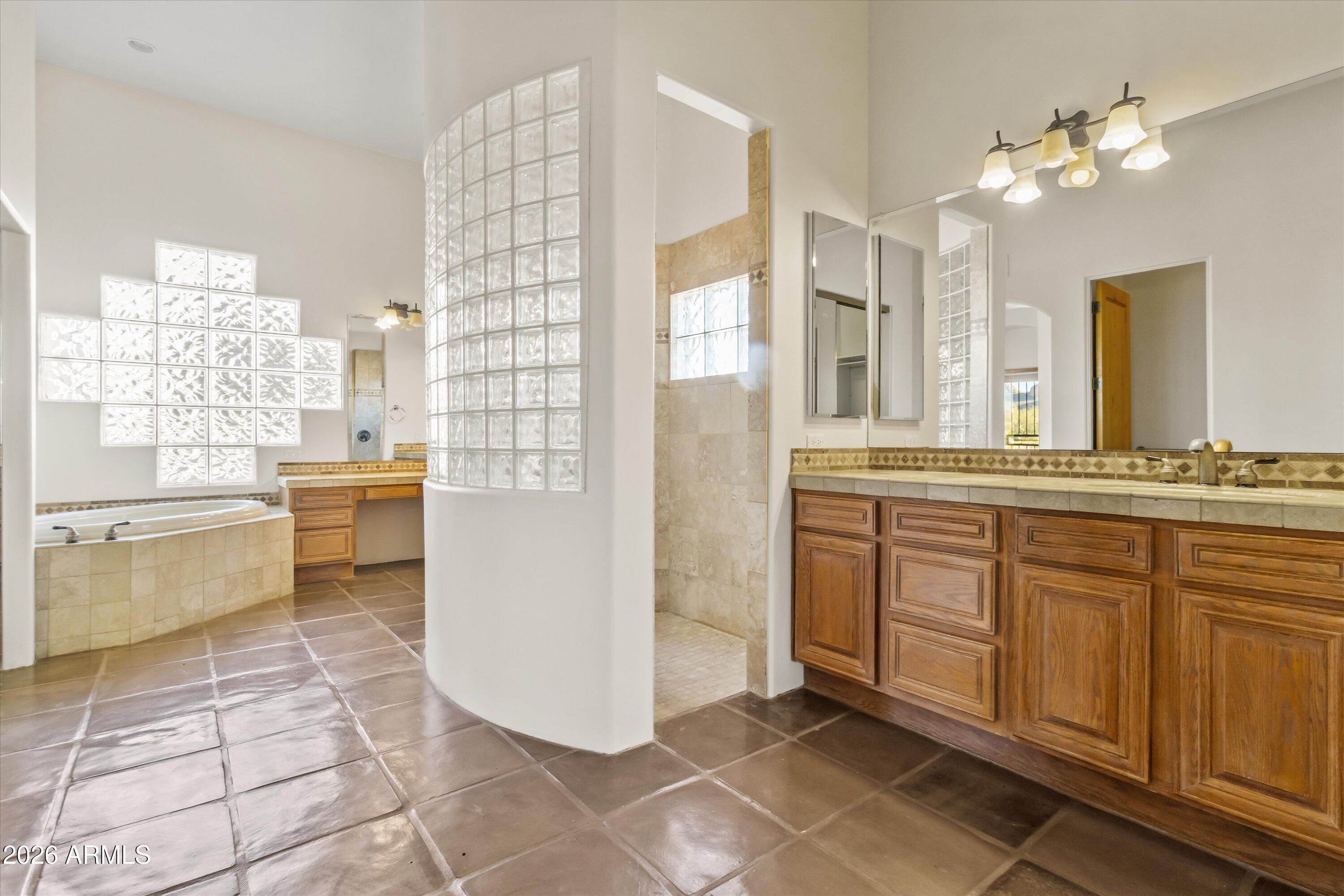 10600 E CORDOVA Street