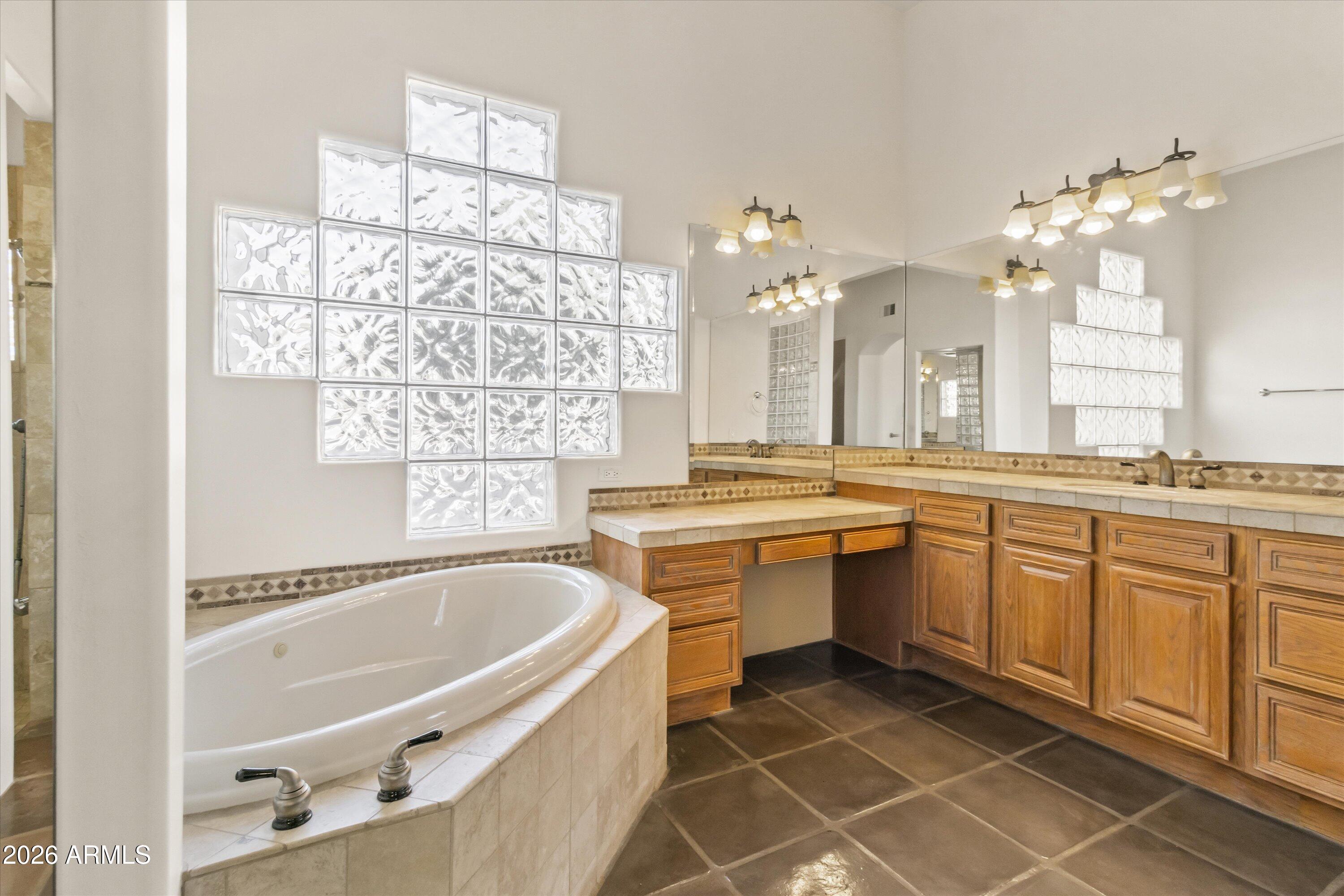 10600 E CORDOVA Street