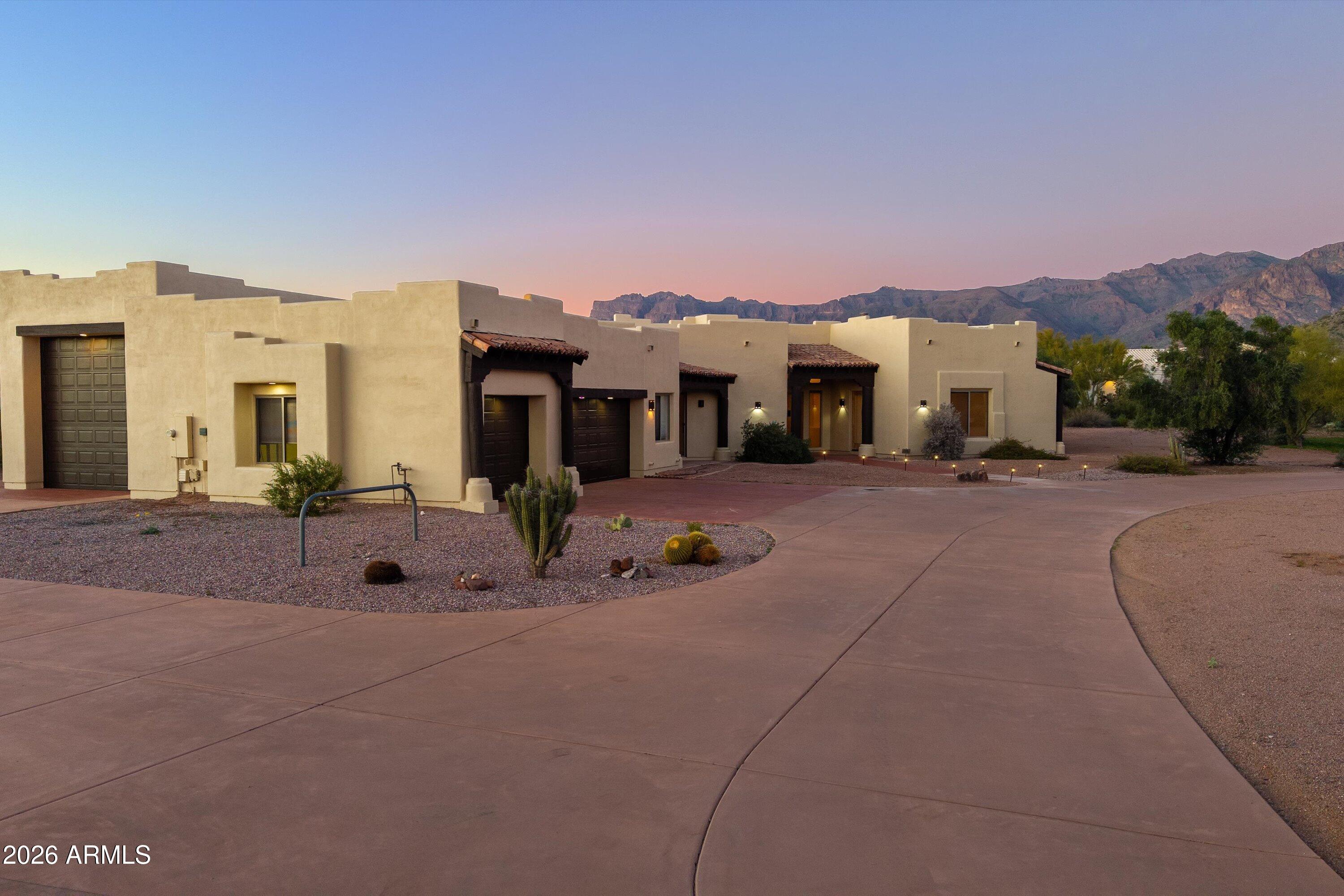 10600 E CORDOVA Street