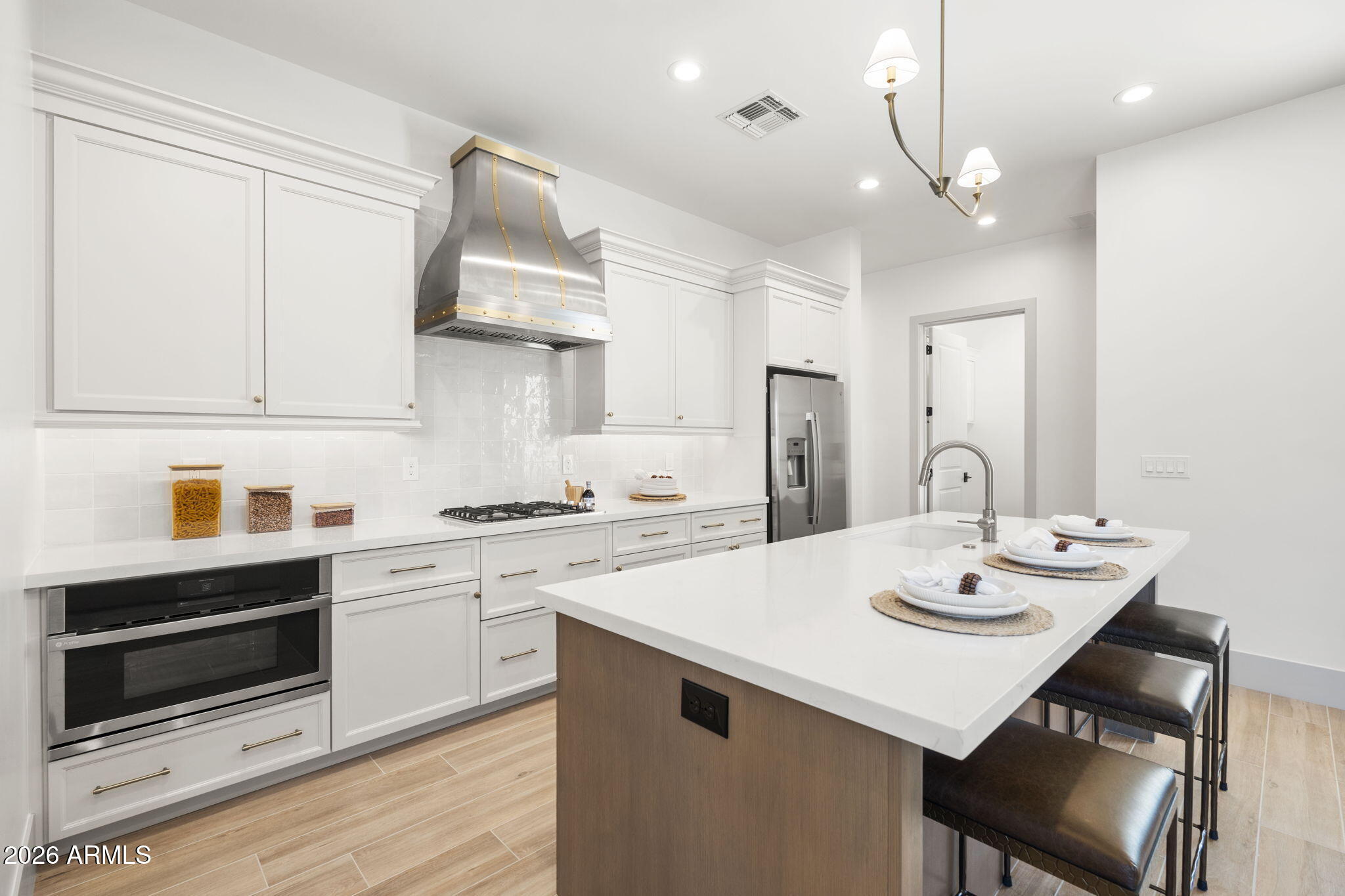 3623 E Mallory Circle