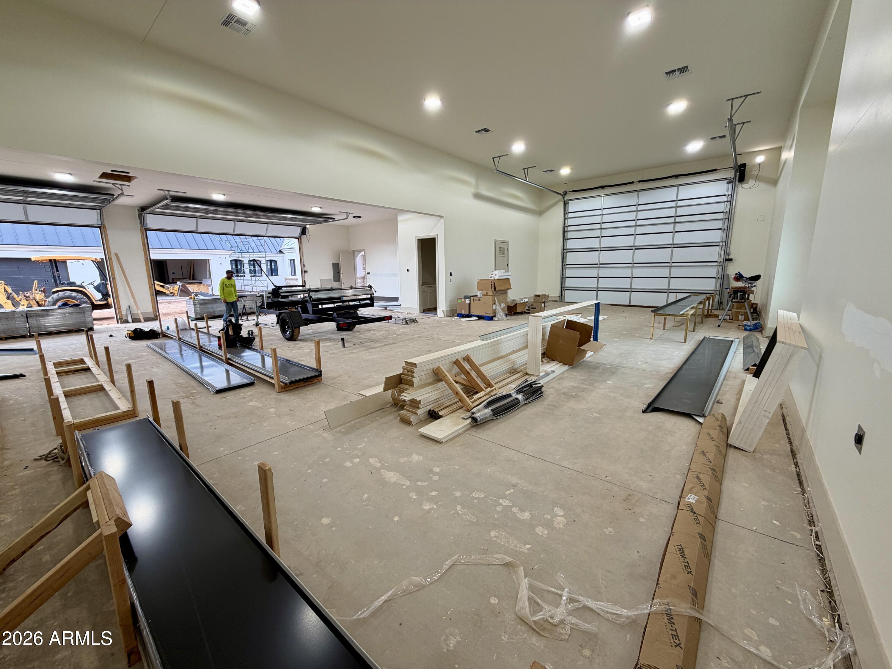 3623 E Mallory Circle