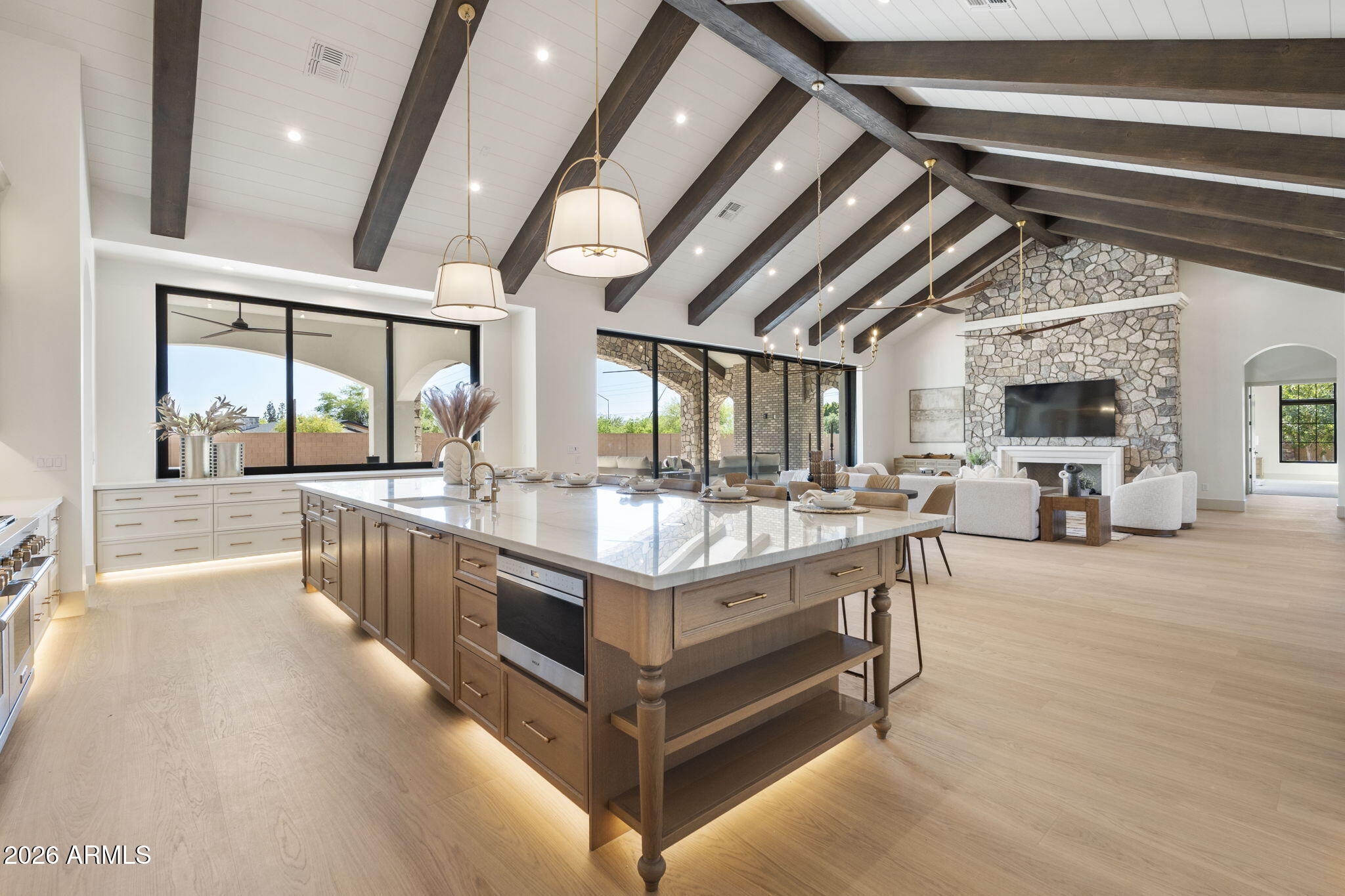 3623 E Mallory Circle