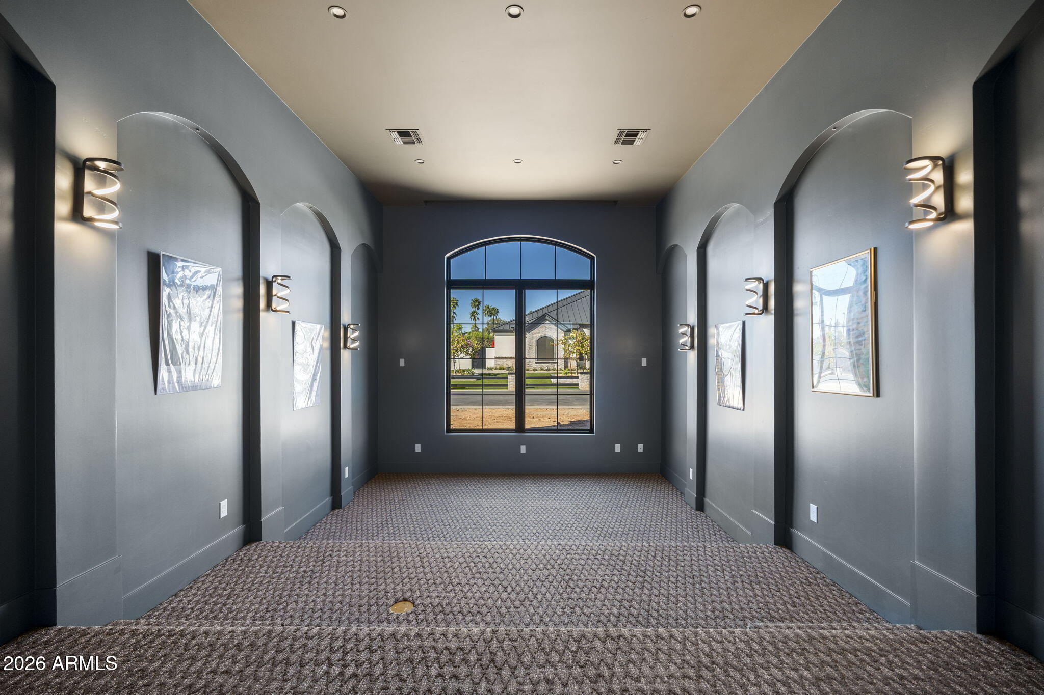 3623 E Mallory Circle