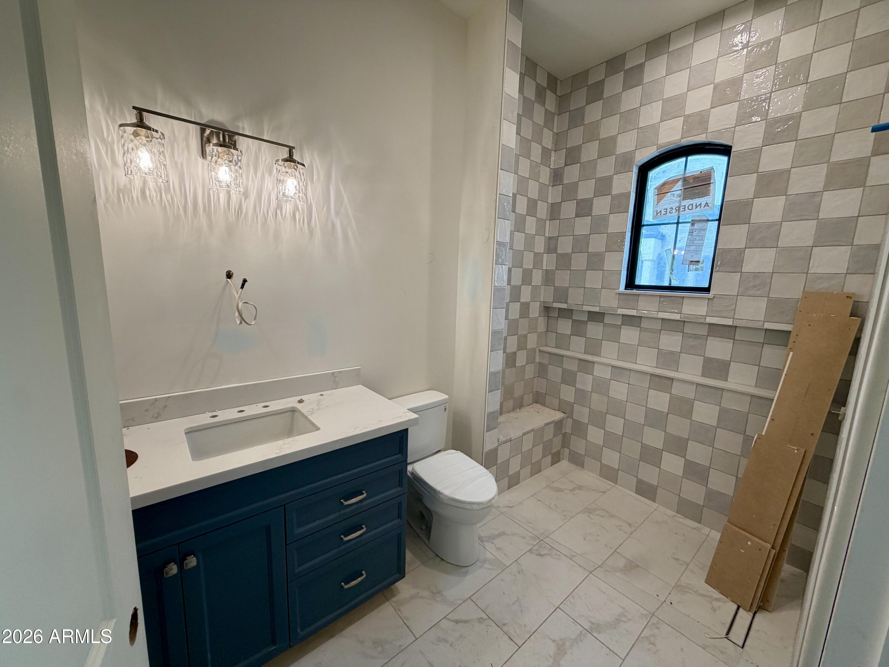 3623 E Mallory Circle