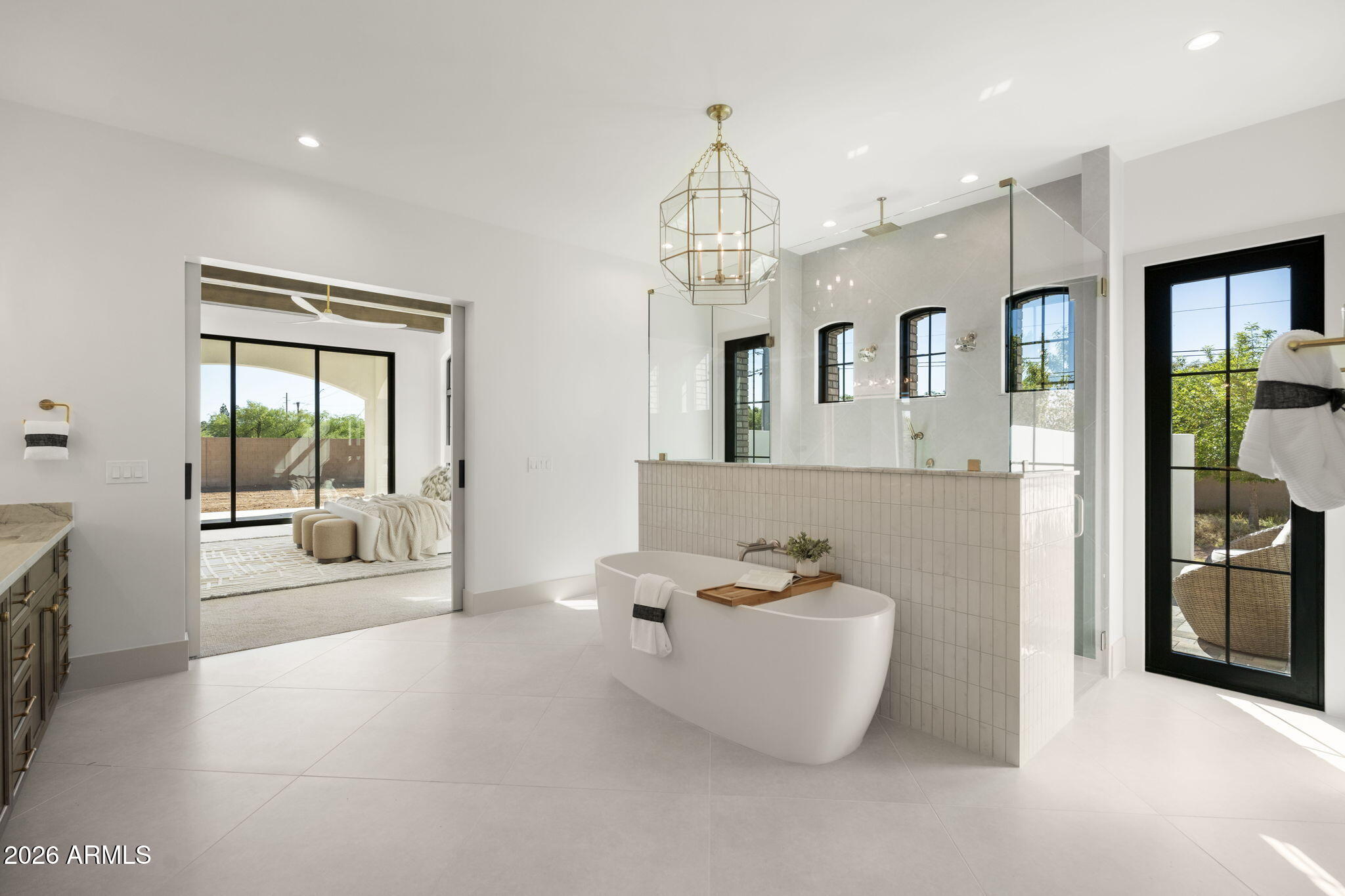 3623 E Mallory Circle