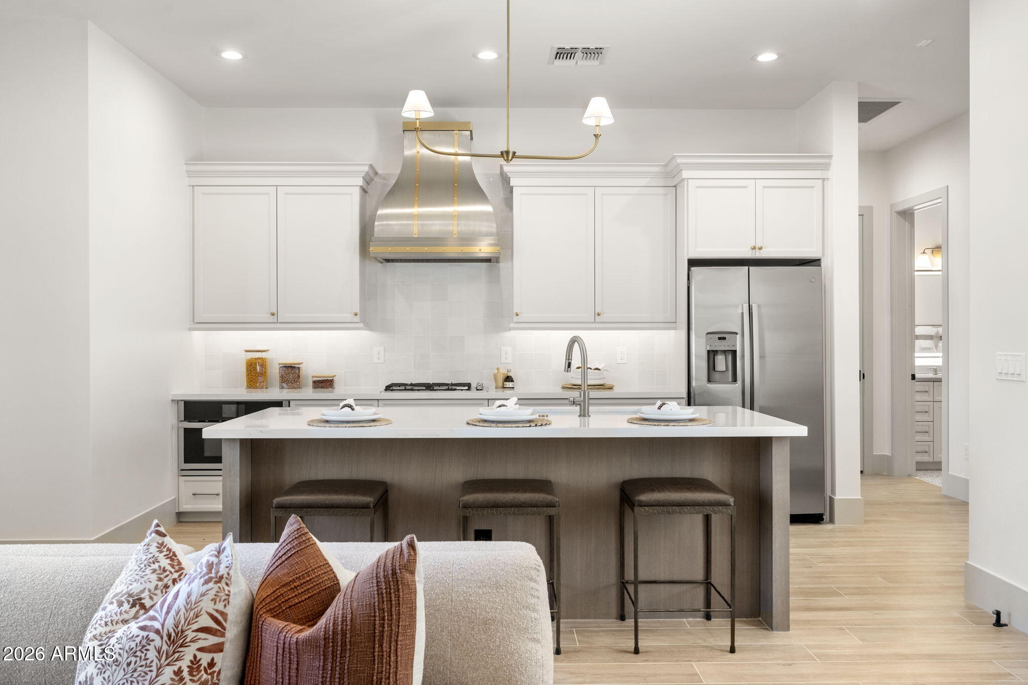 3623 E Mallory Circle