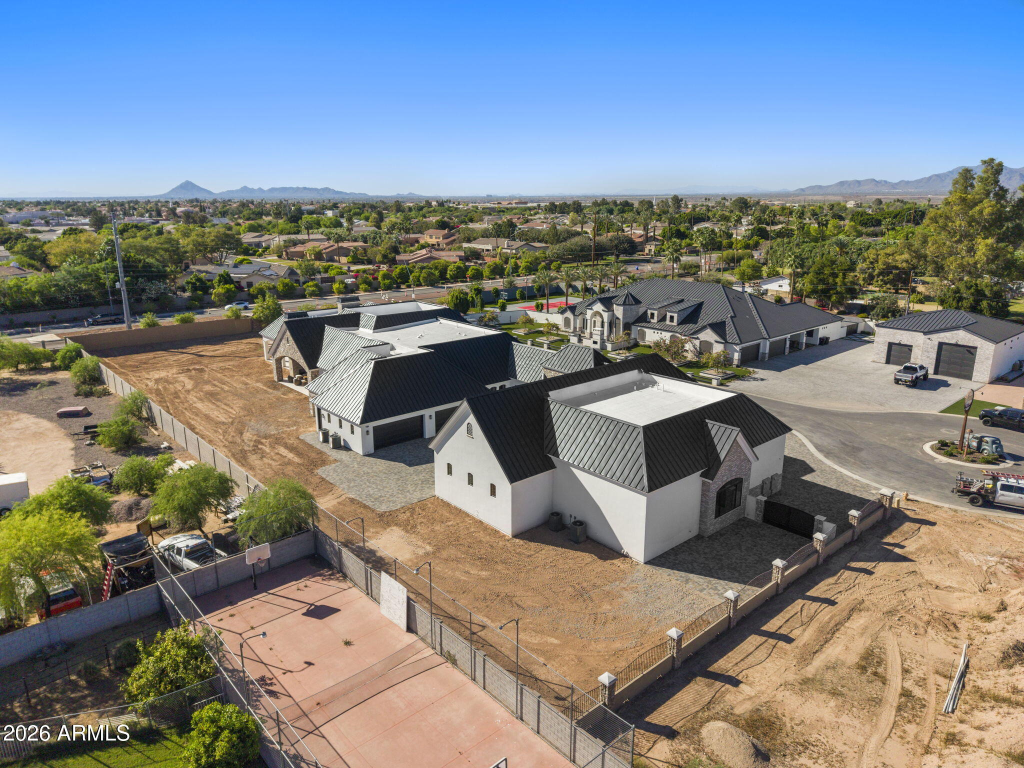 3623 E Mallory Circle