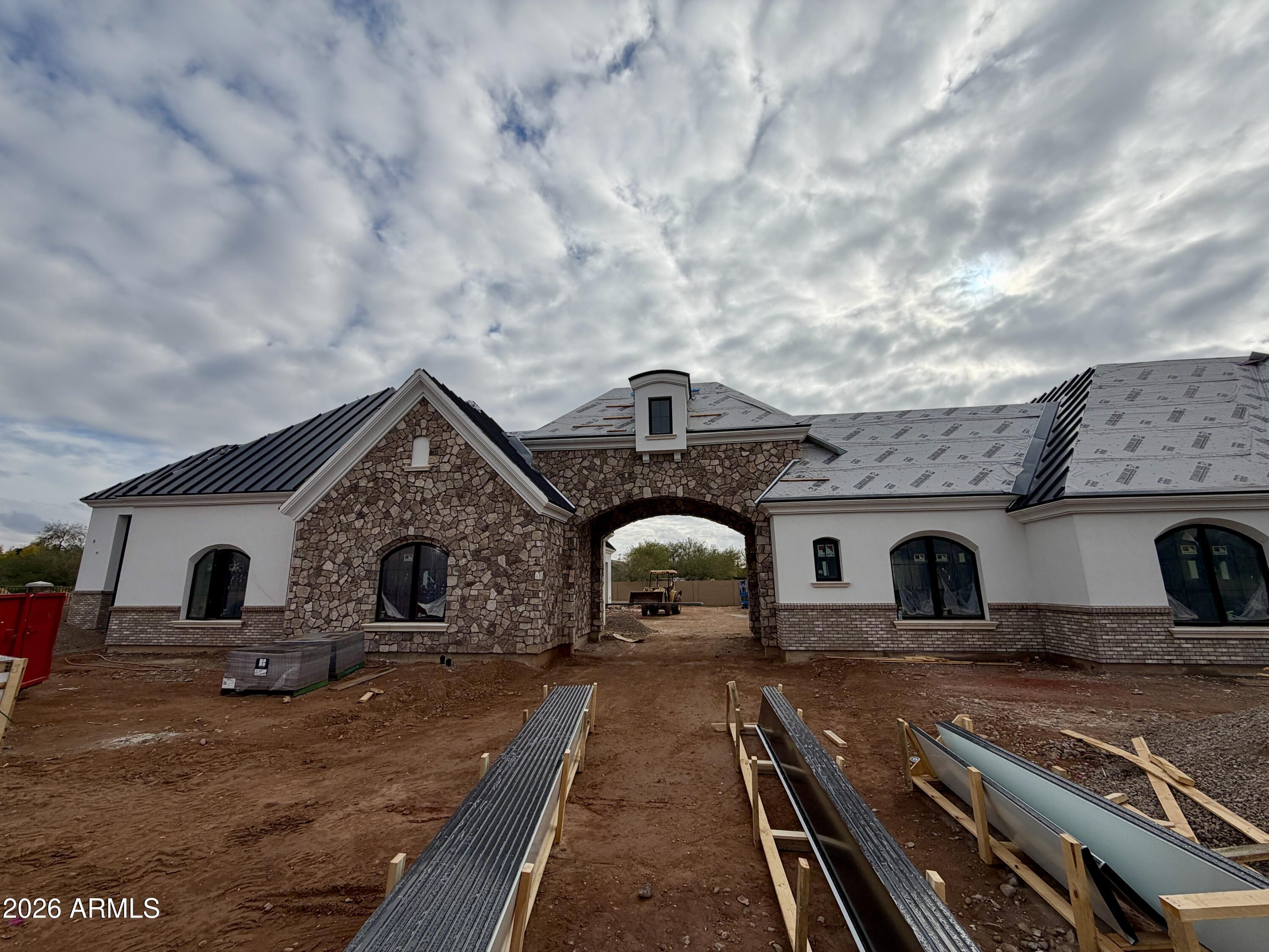 3623 E Mallory Circle