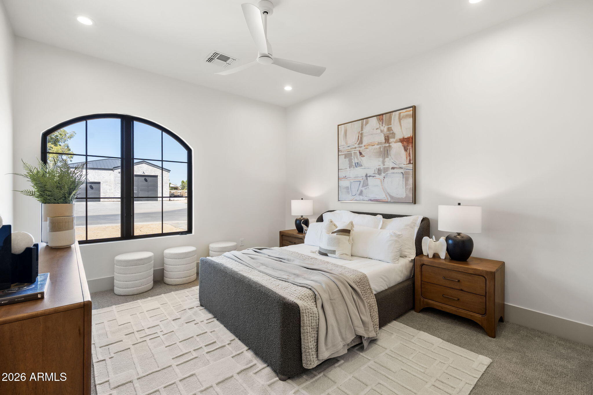 3623 E Mallory Circle