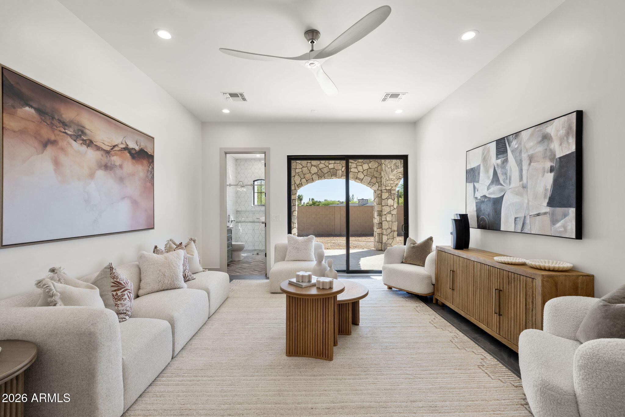 3623 E Mallory Circle