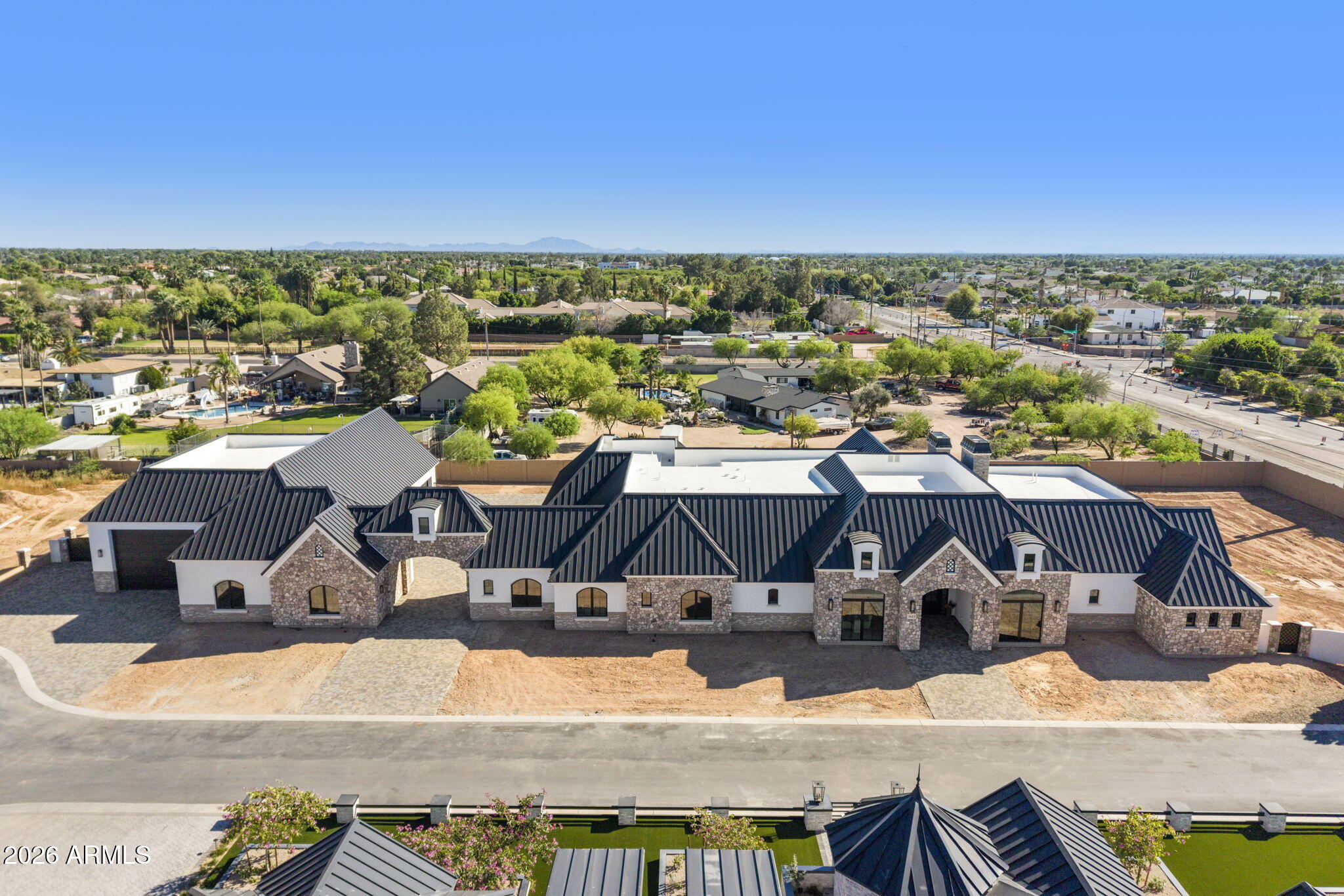 3623 E Mallory Circle