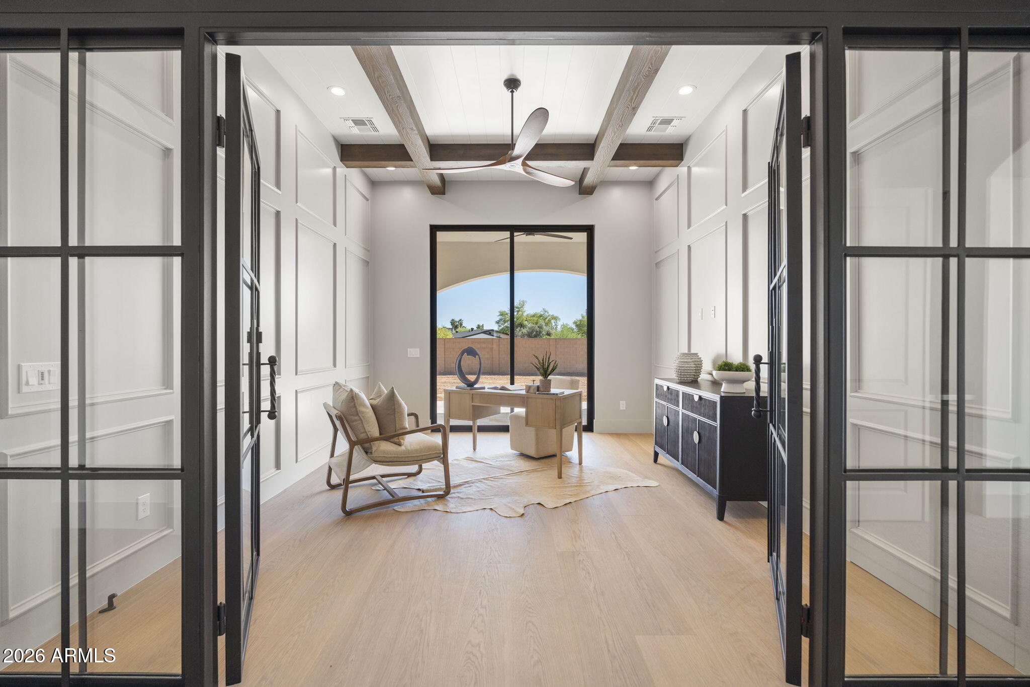 3623 E Mallory Circle