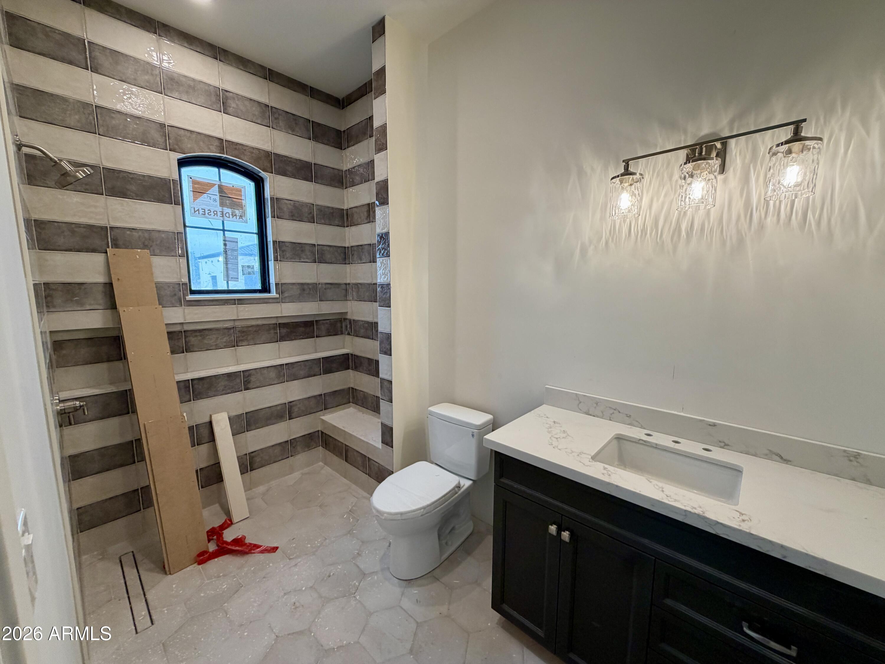 3623 E Mallory Circle