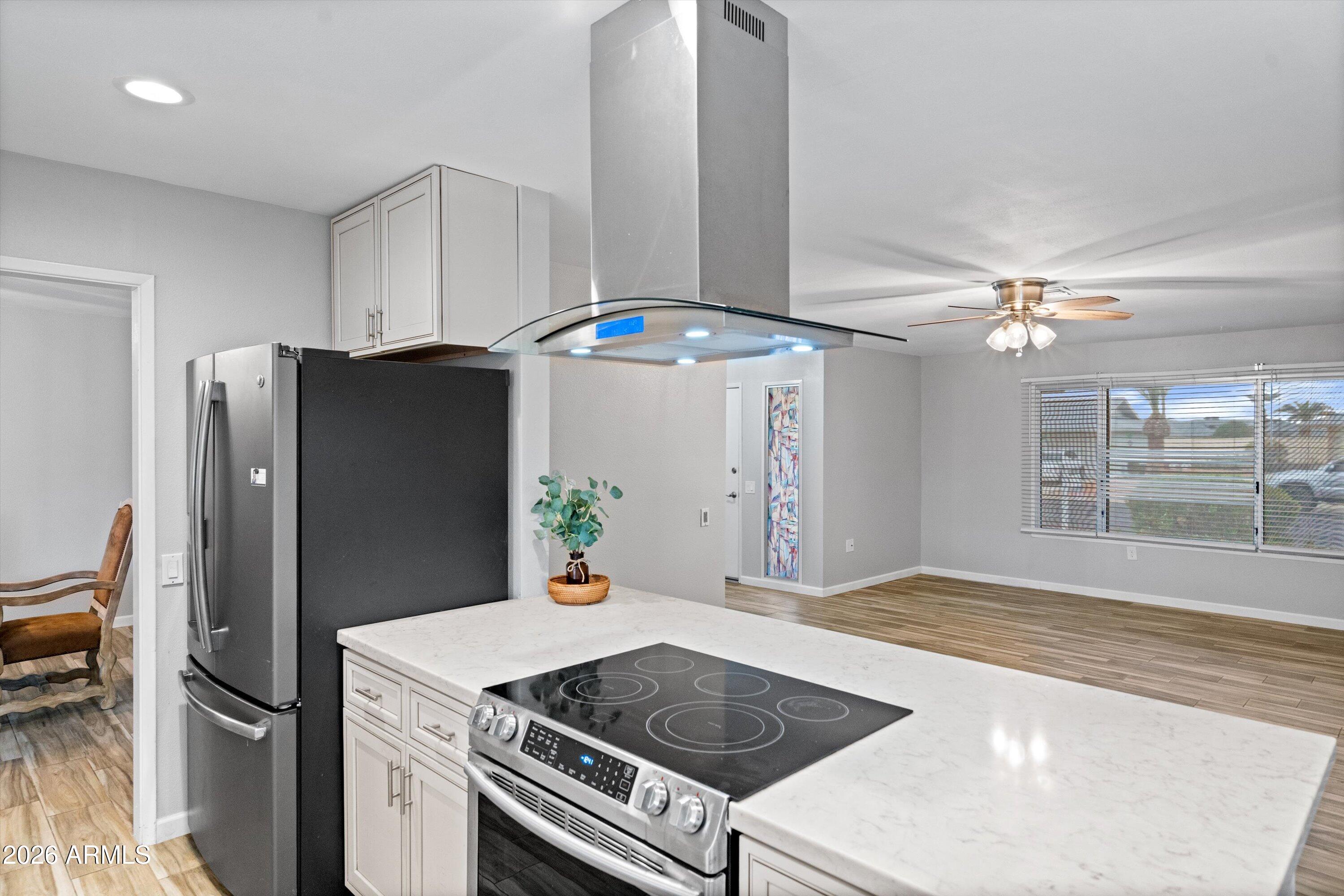 13234 W DESERT GLEN Drive