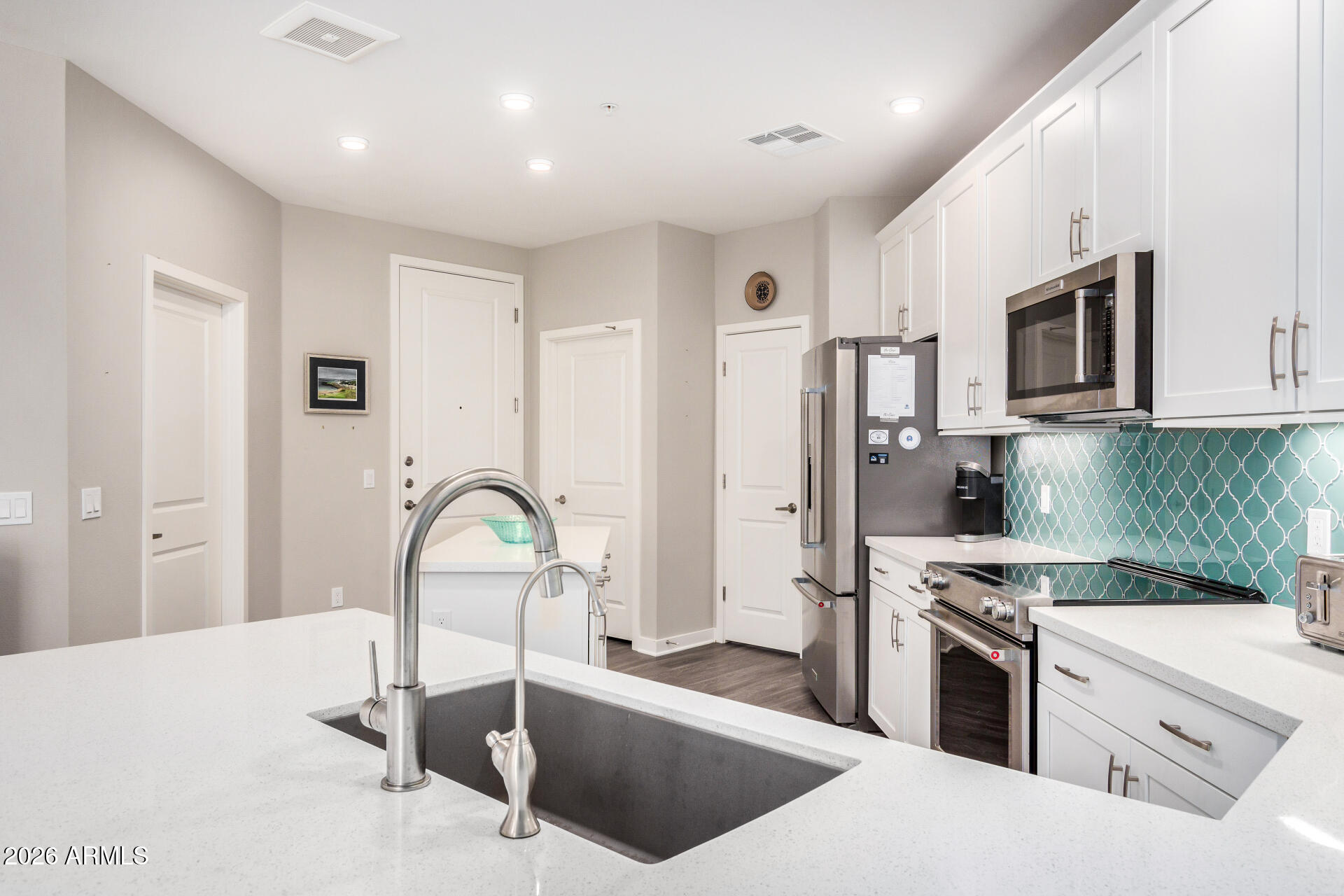 2511 W QUEEN CREEK Road 258