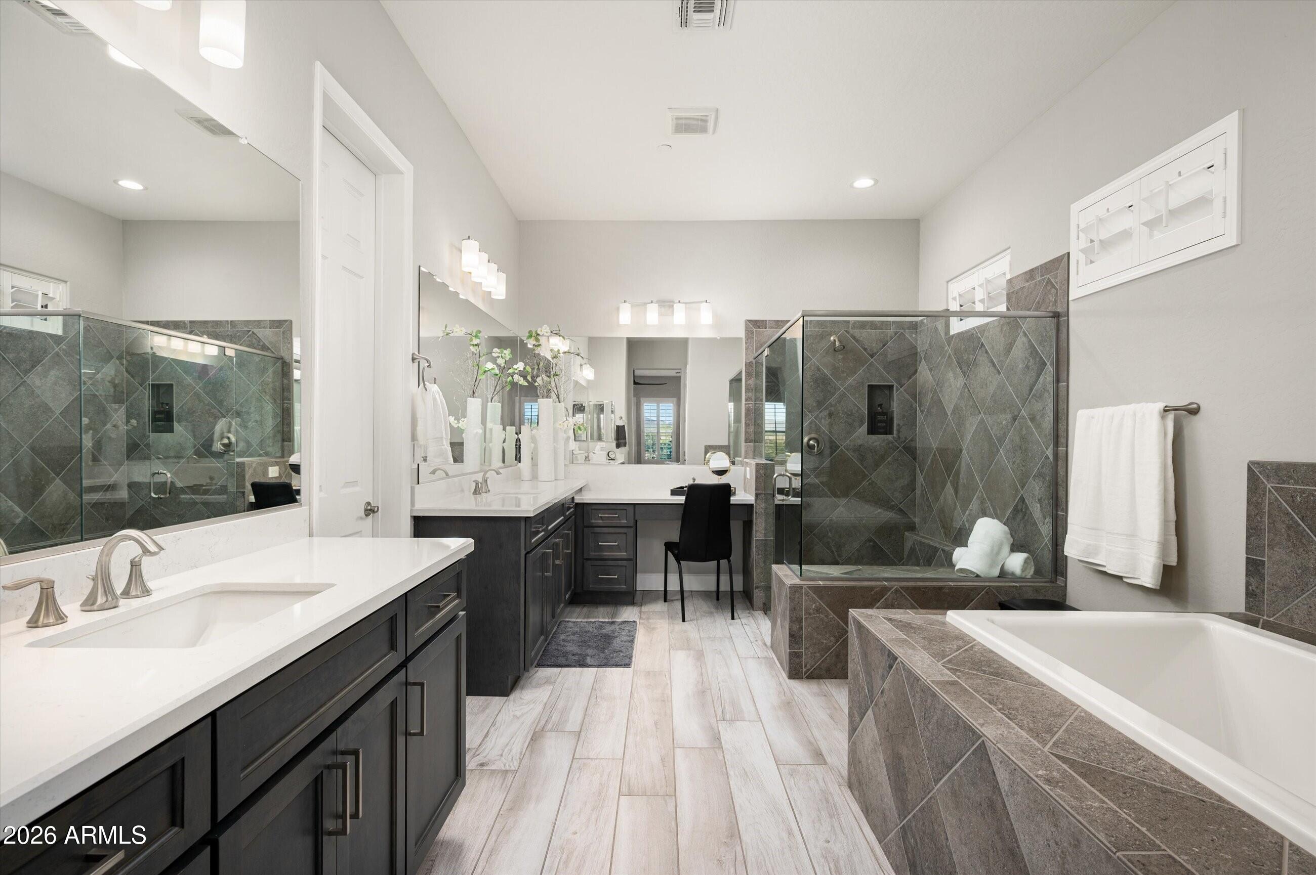 17964 E PARIA CANYON Drive