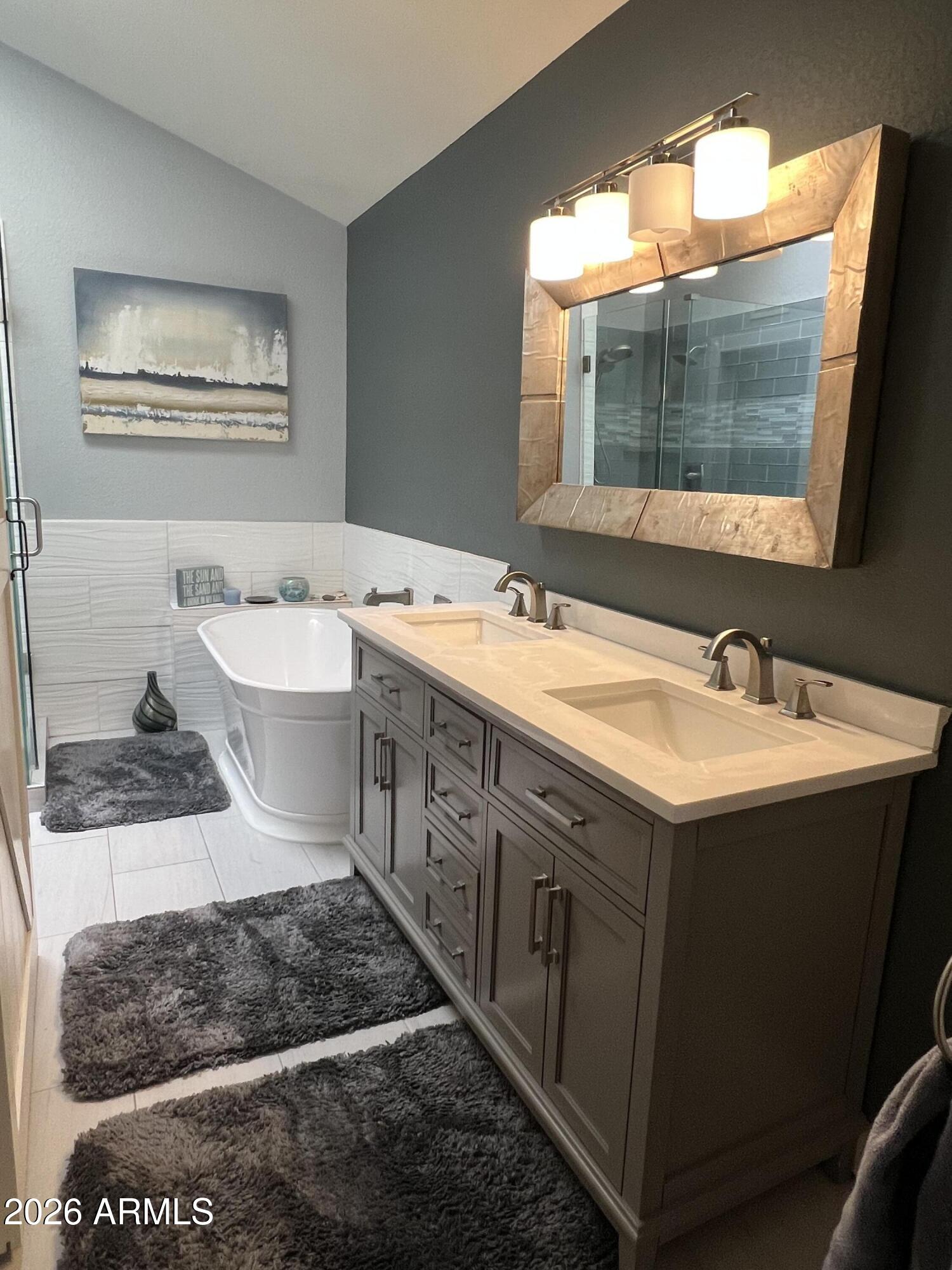 3534 E VERBENA Drive