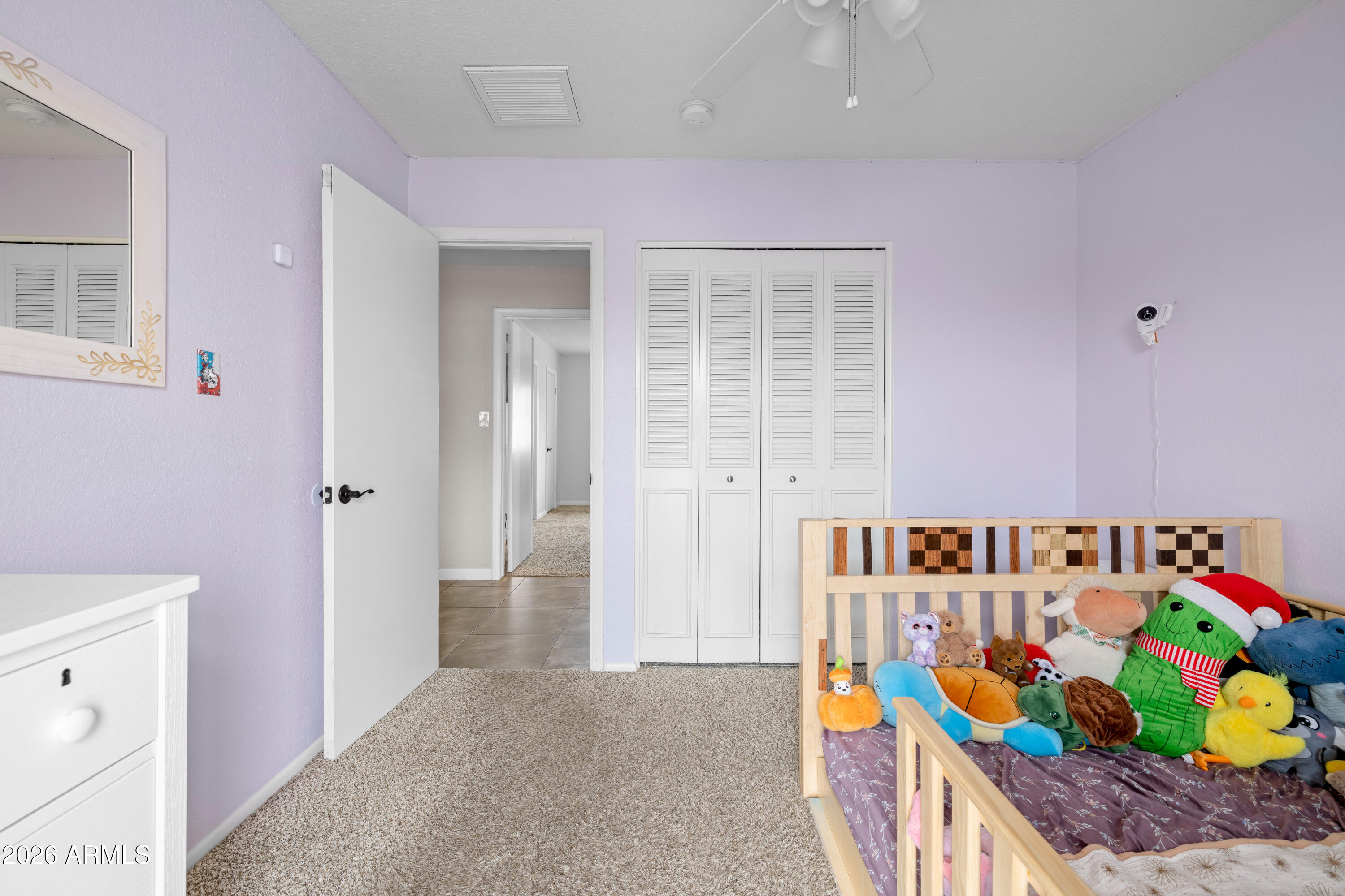 1955 W SHADY GLEN Avenue