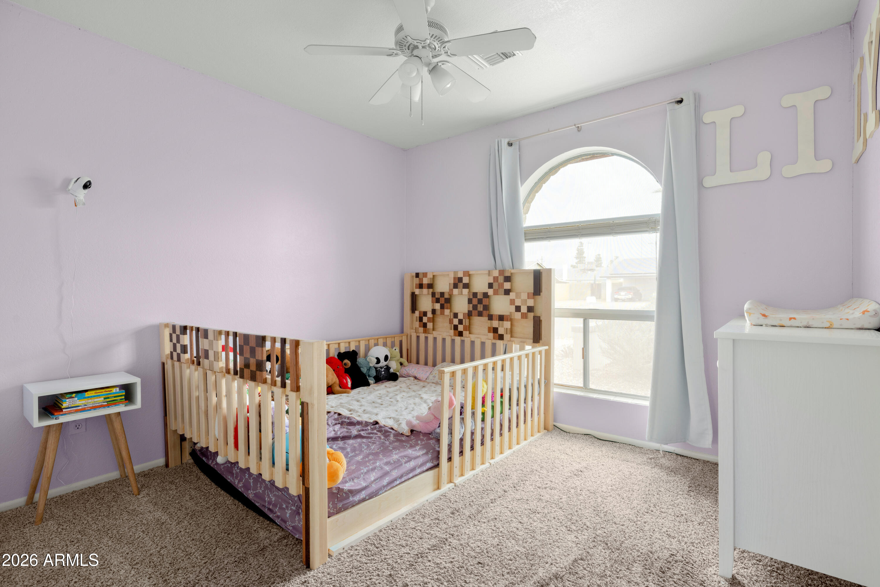 1955 W SHADY GLEN Avenue