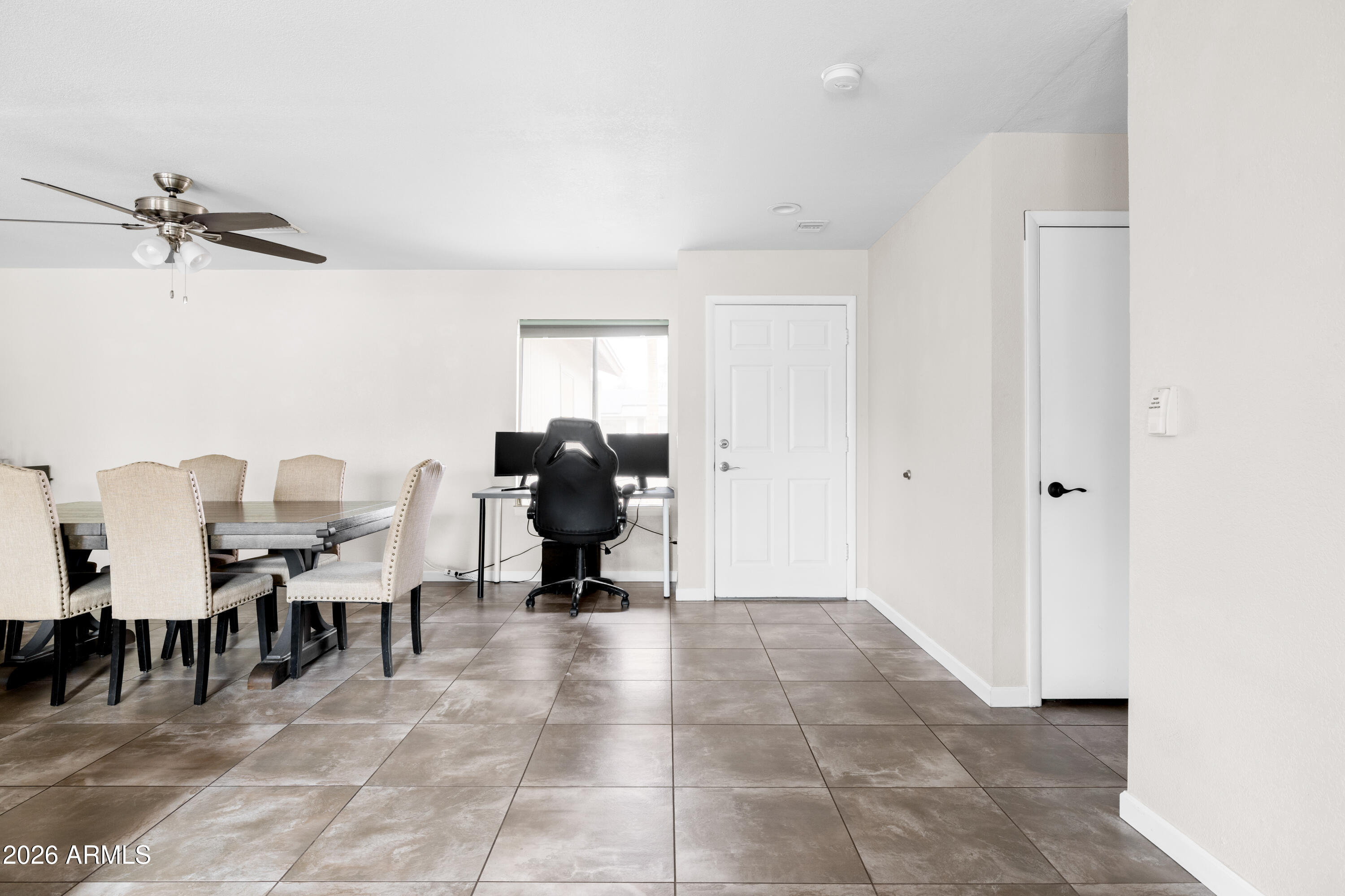 1955 W SHADY GLEN Avenue