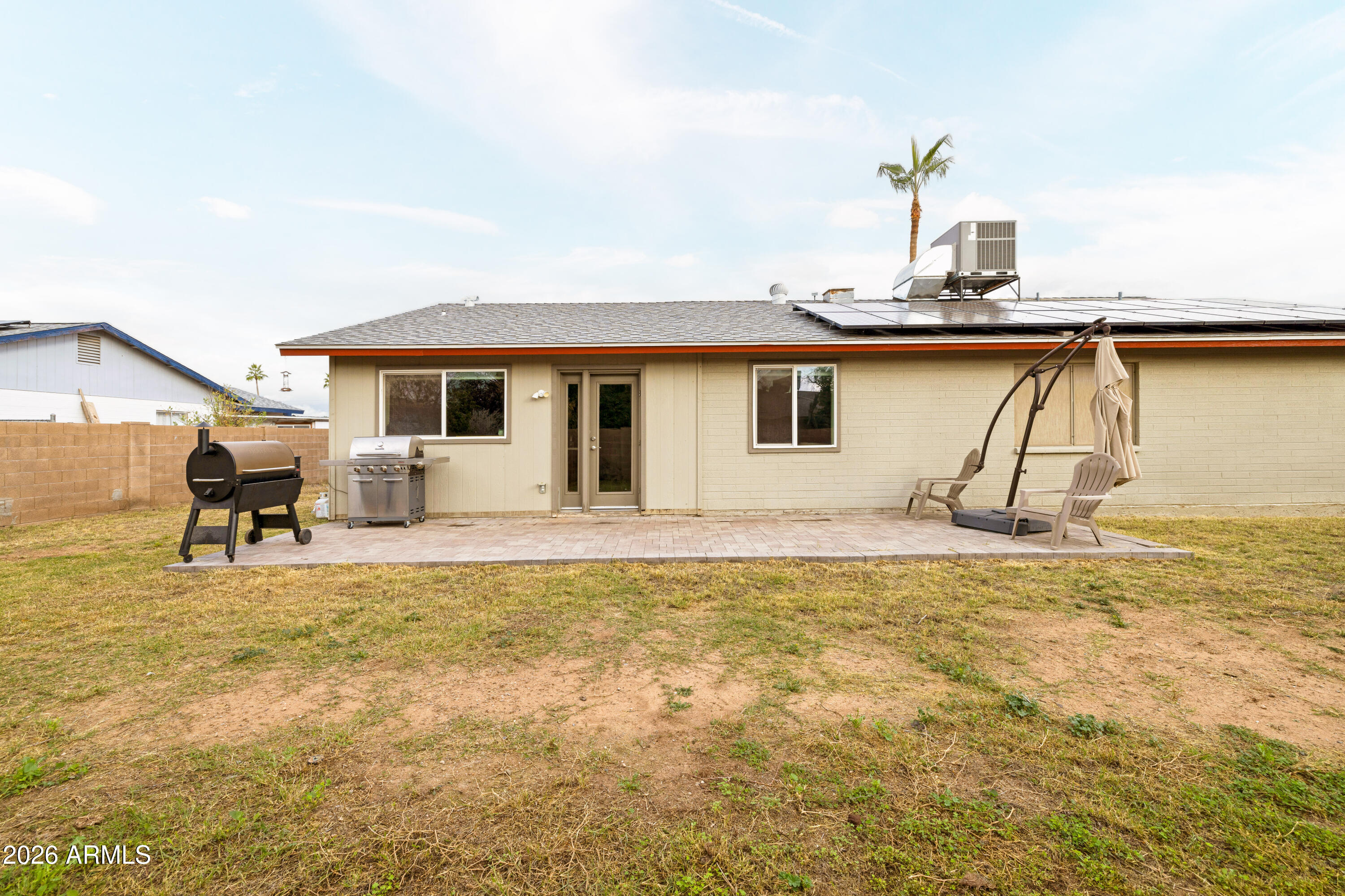 1955 W SHADY GLEN Avenue