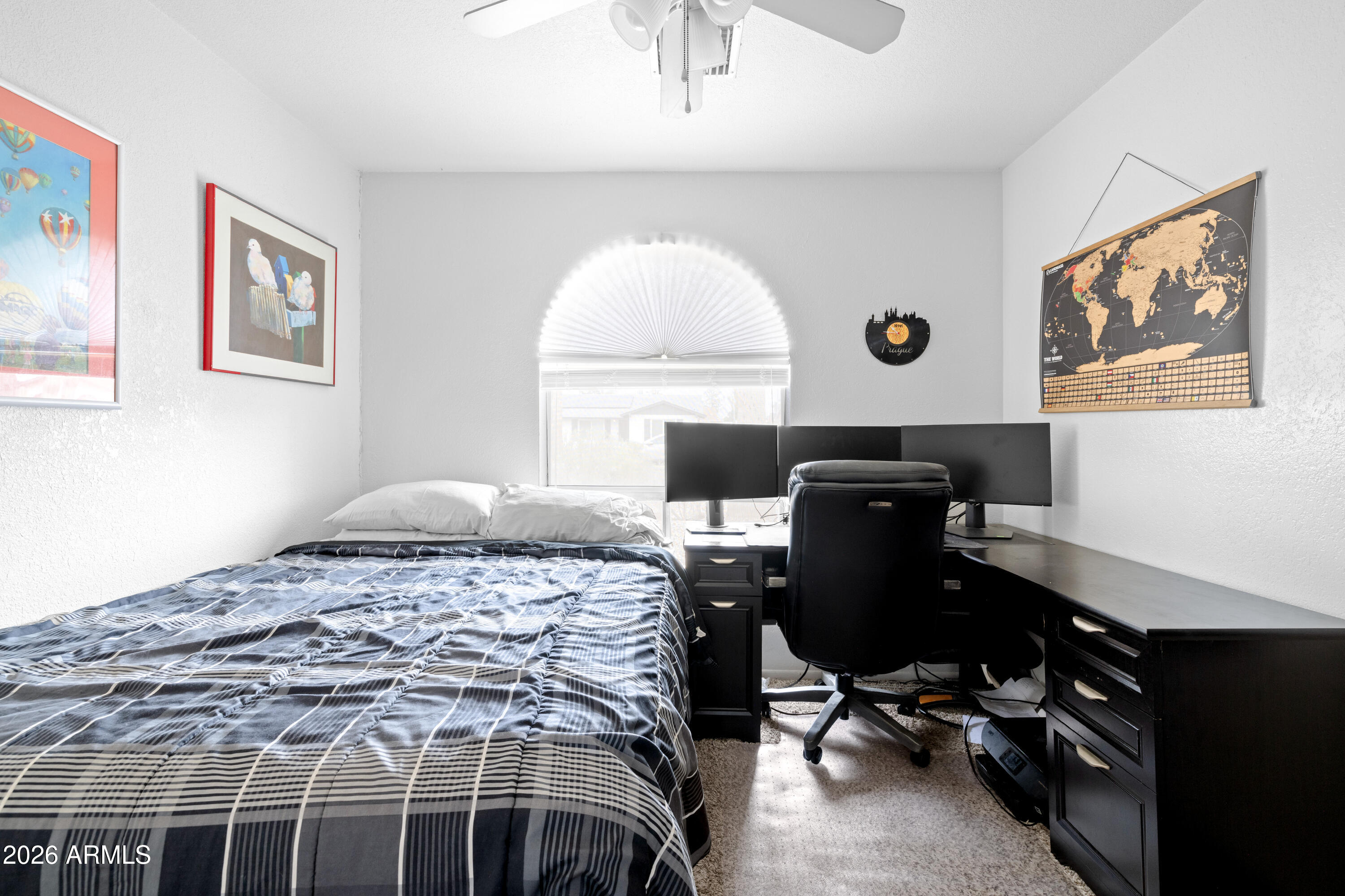 1955 W SHADY GLEN Avenue