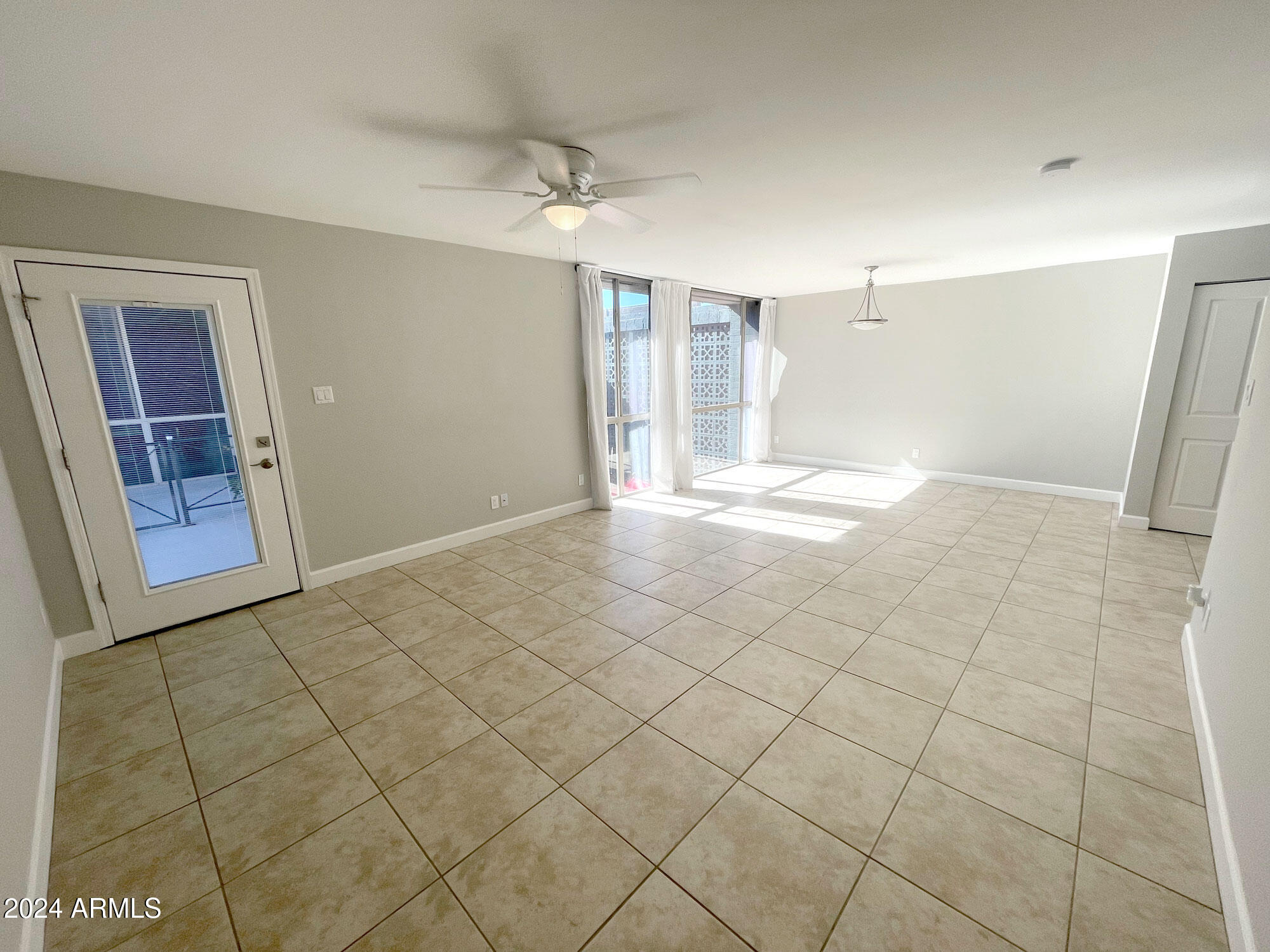 1241 E MEDLOCK Drive 210