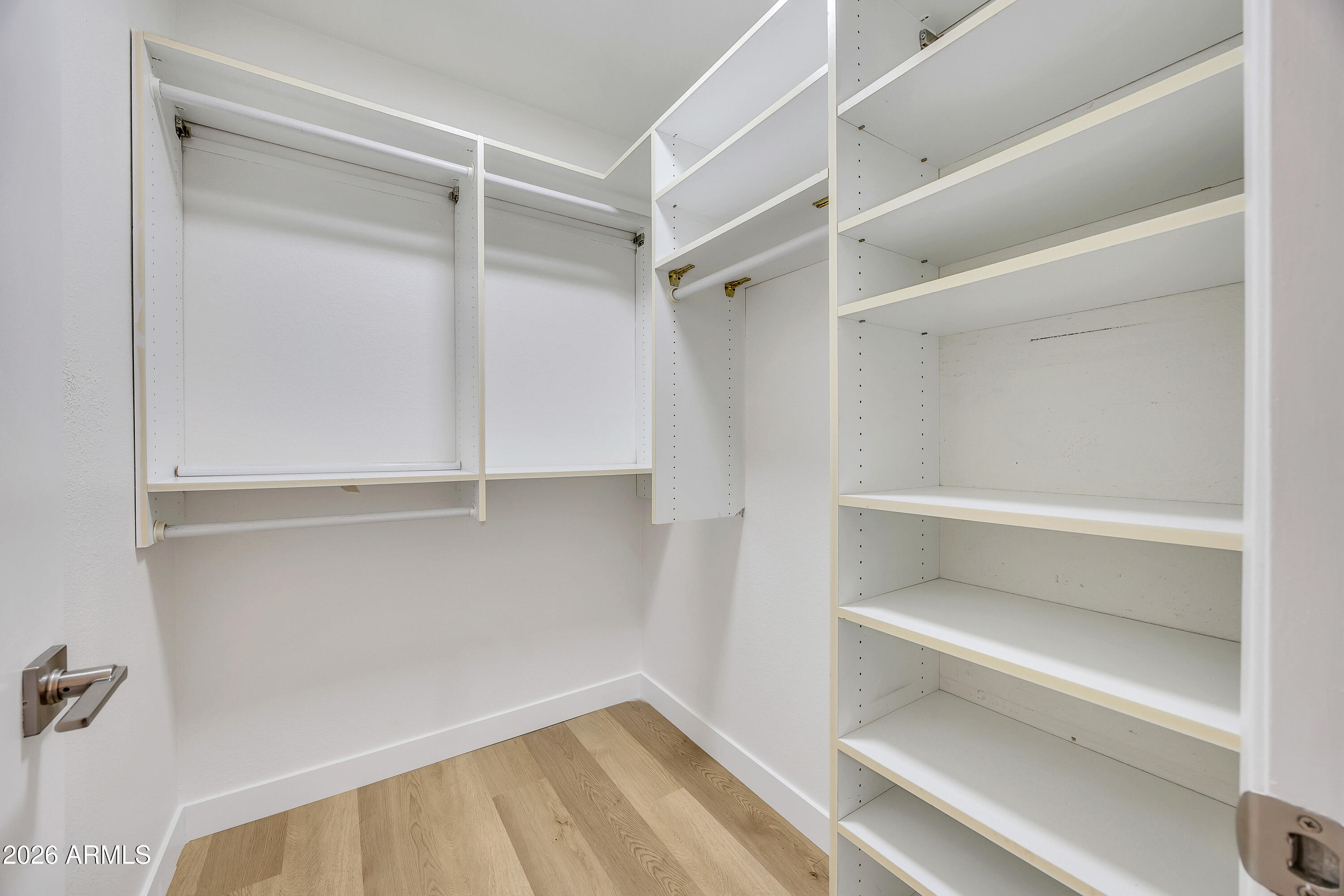 1822 W MARLETTE Avenue